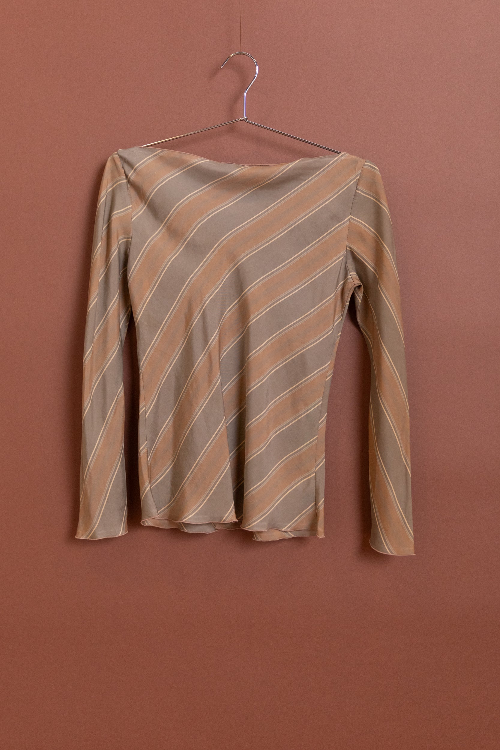 SEREN TOP IN TIE STRIPE
