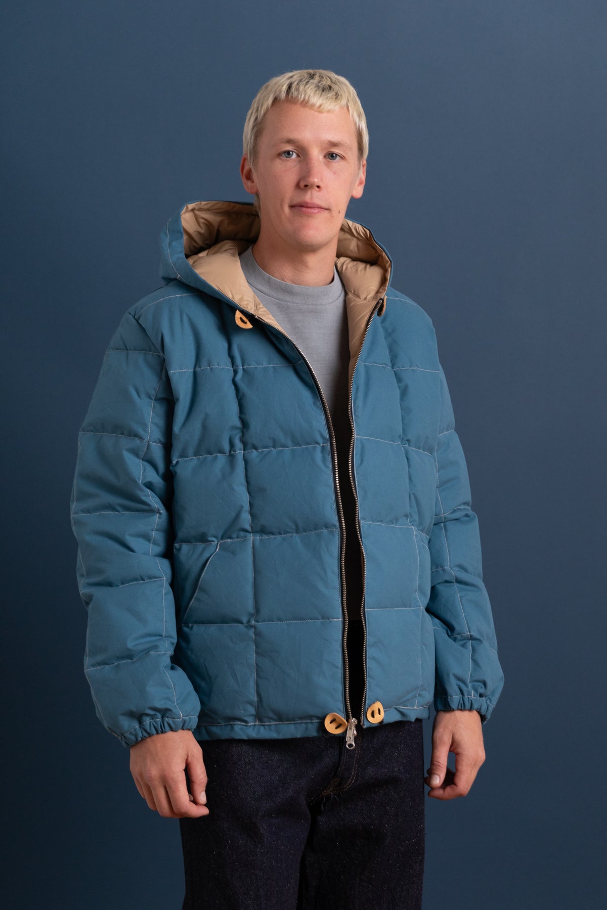 HOODED SWEATSHIRT IN ROBIN AND AMBER WAXED COTTON