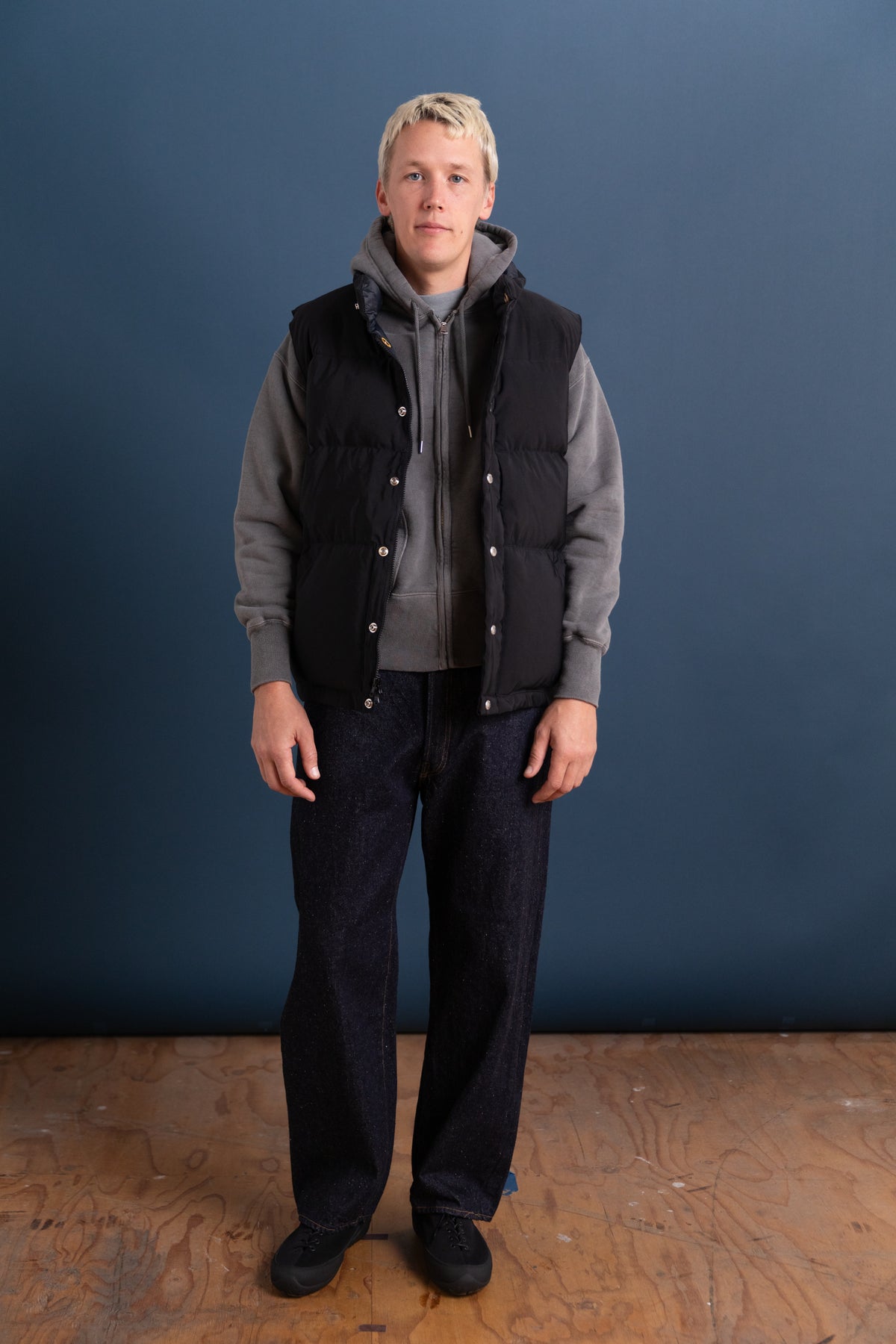 ITALIAN VEST IN BLACK 60/40 COTTON/NYLON