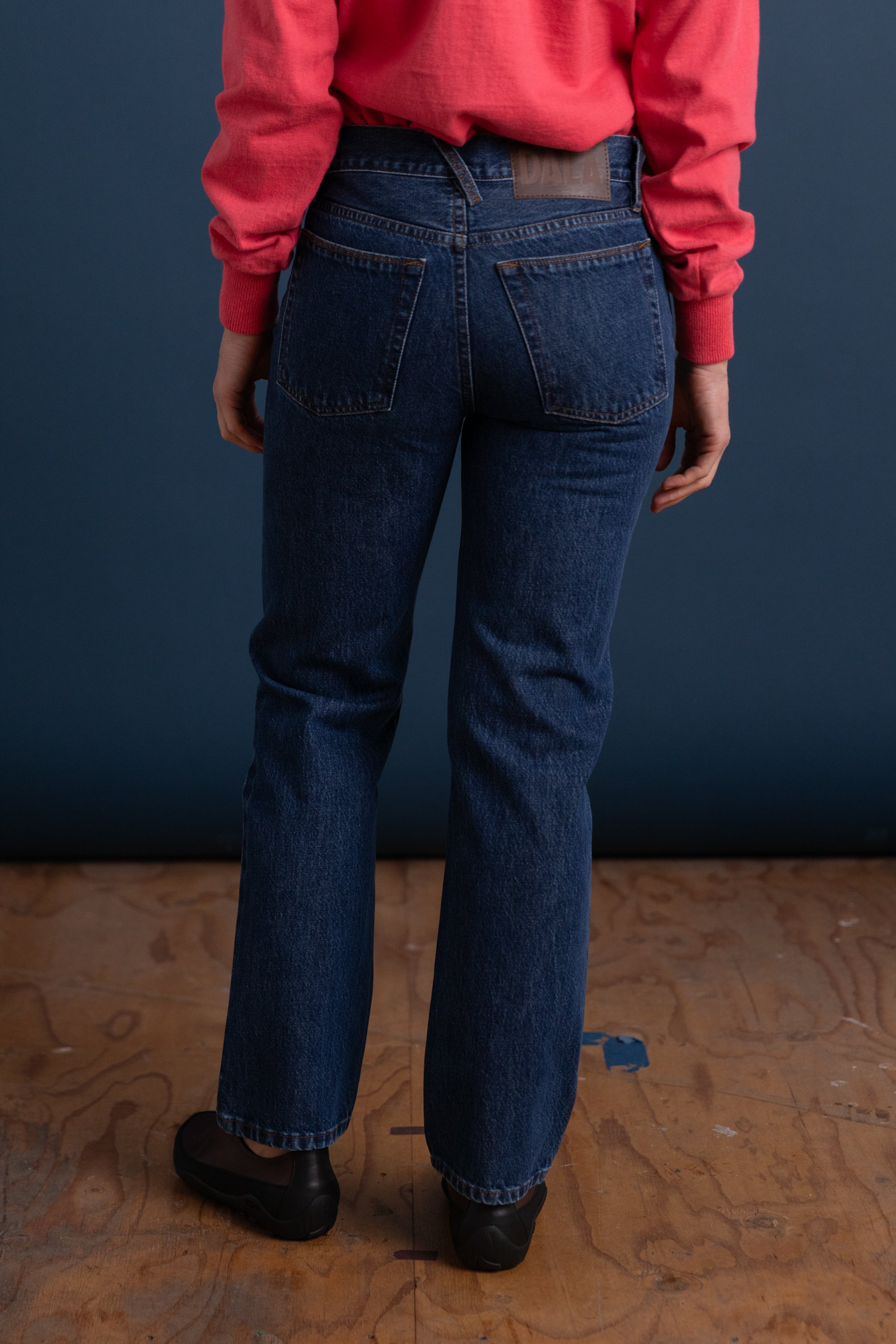 CALLA MID RISE STRAIGHT ANKLE IN TRUE BLUE