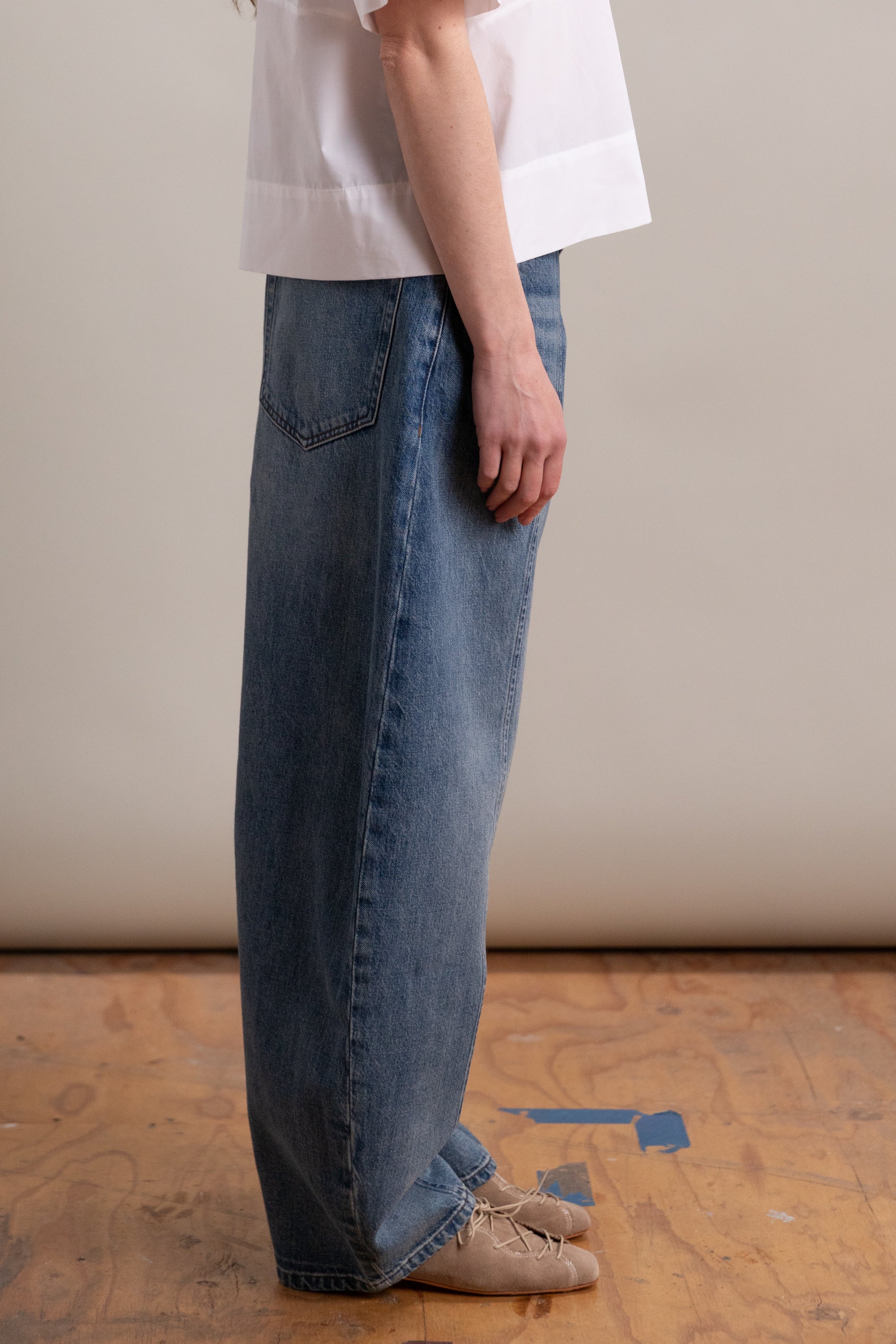 LIDO ANKLE JEANS IN SMOKE BLUE DENIM