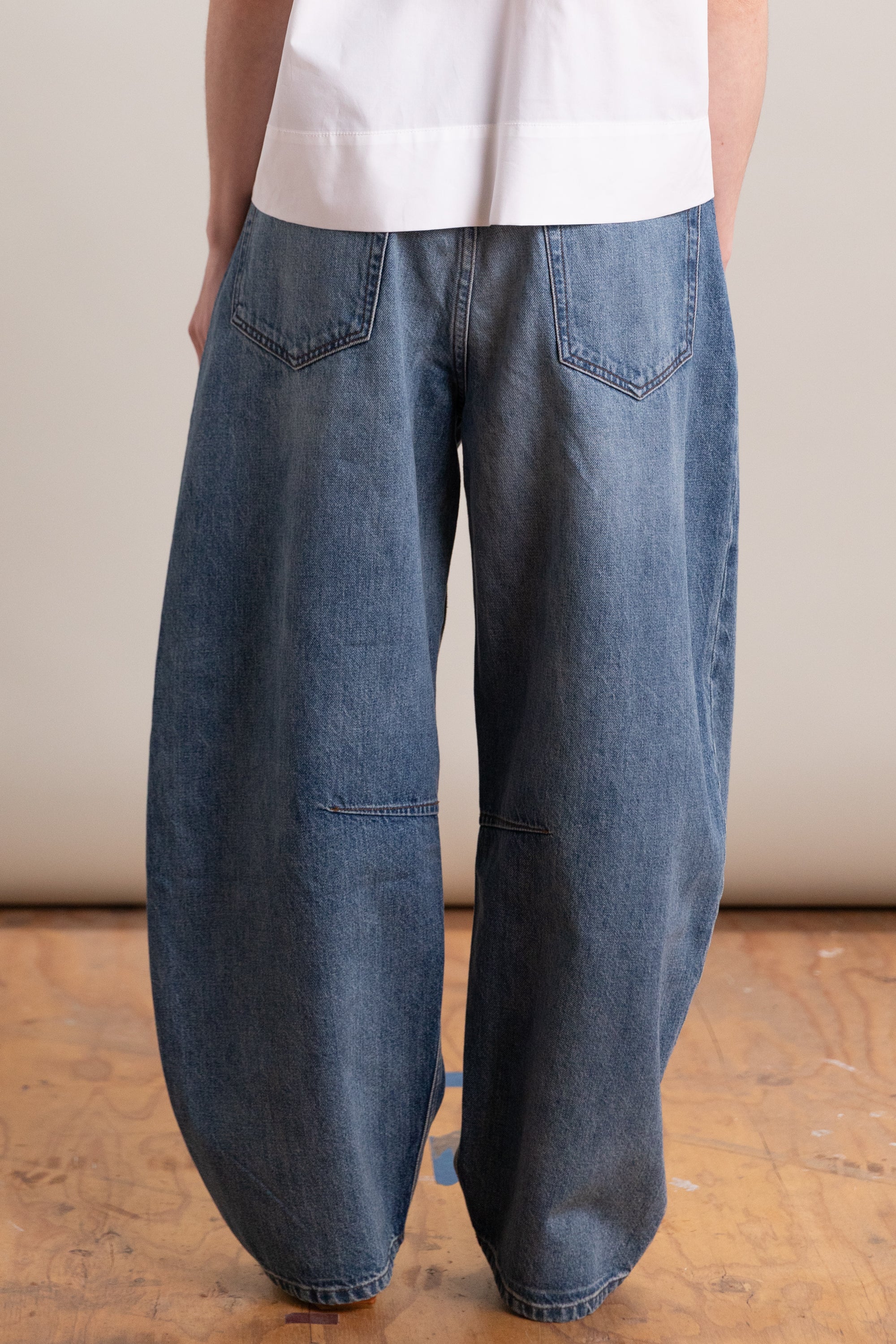 LIDO ANKLE JEANS IN SMOKE BLUE DENIM