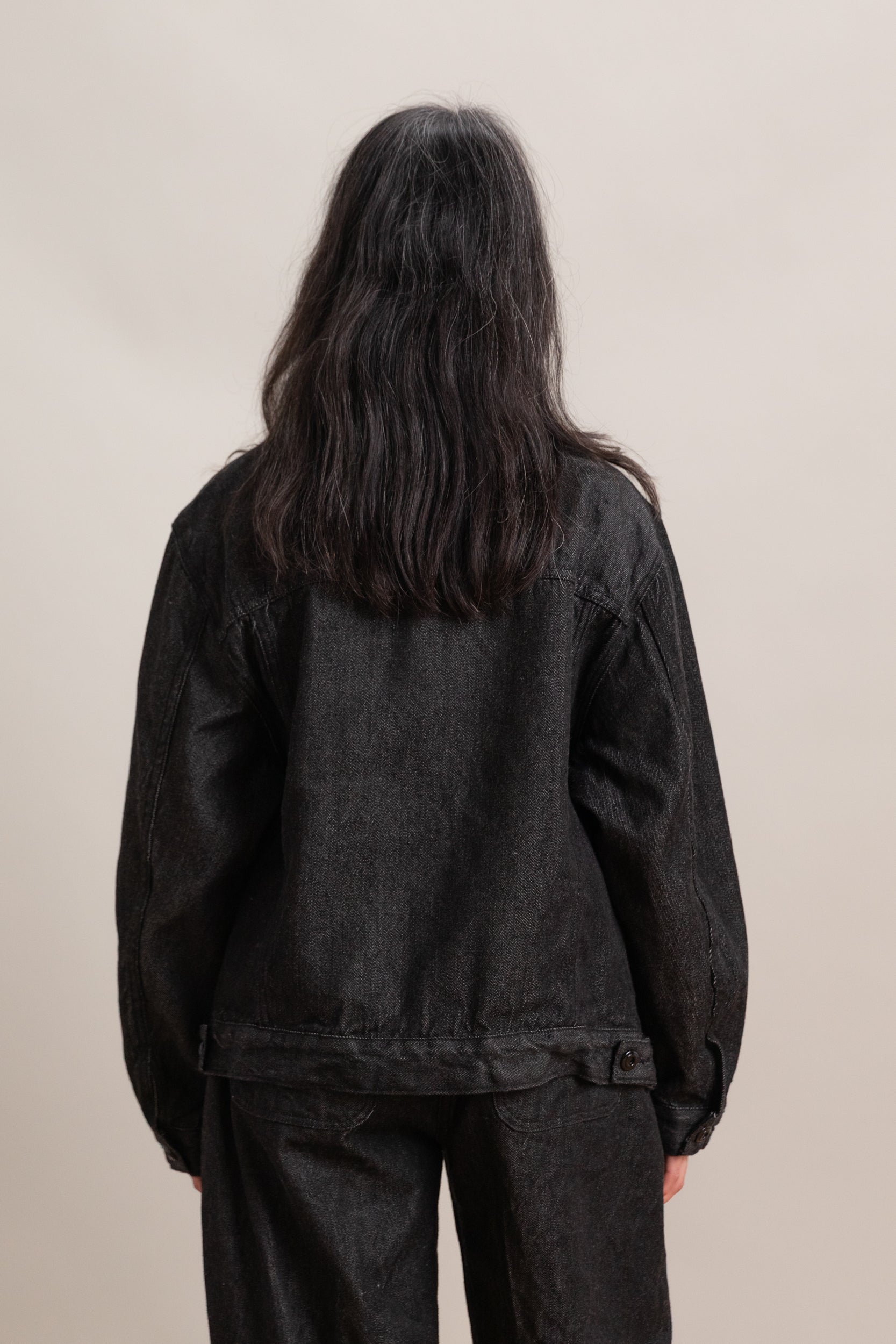 EASY TRUCKER IN BLACK WARP WOOL-CORE SELVEDGE