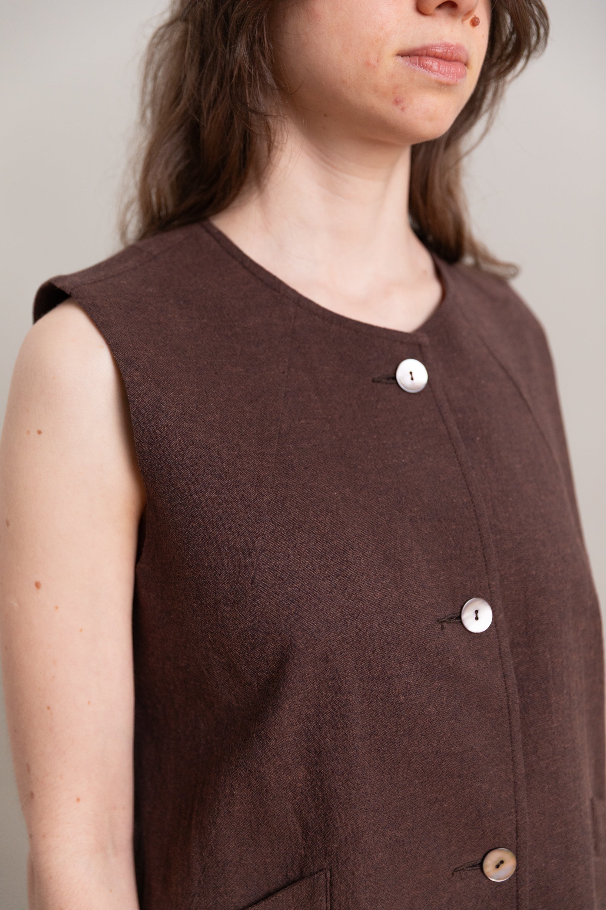 DAPHNE VEST IN FOG PURPLE HIGH TWISTED COTTON POPLIN