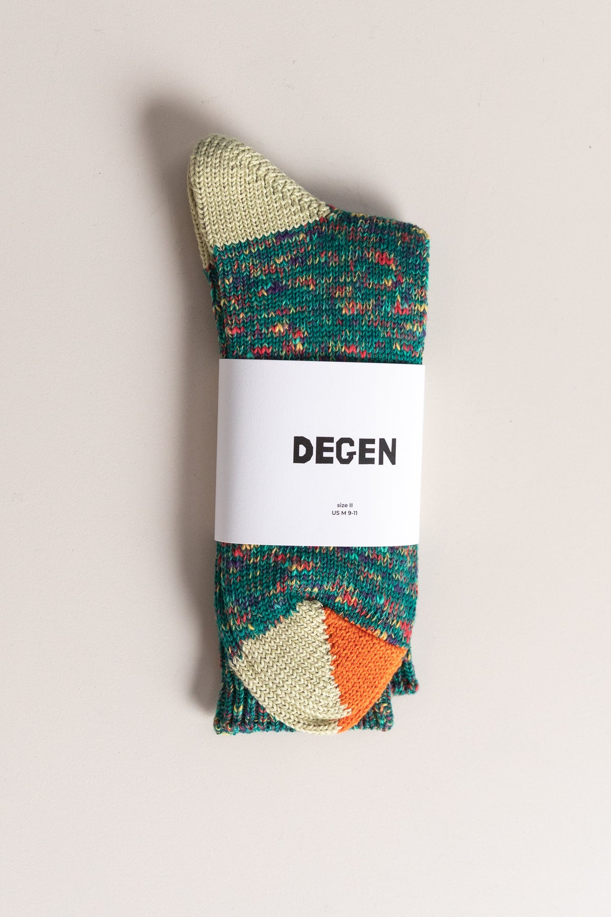 SPLIT TOE CREW SOCKS IN GLADE COTTON