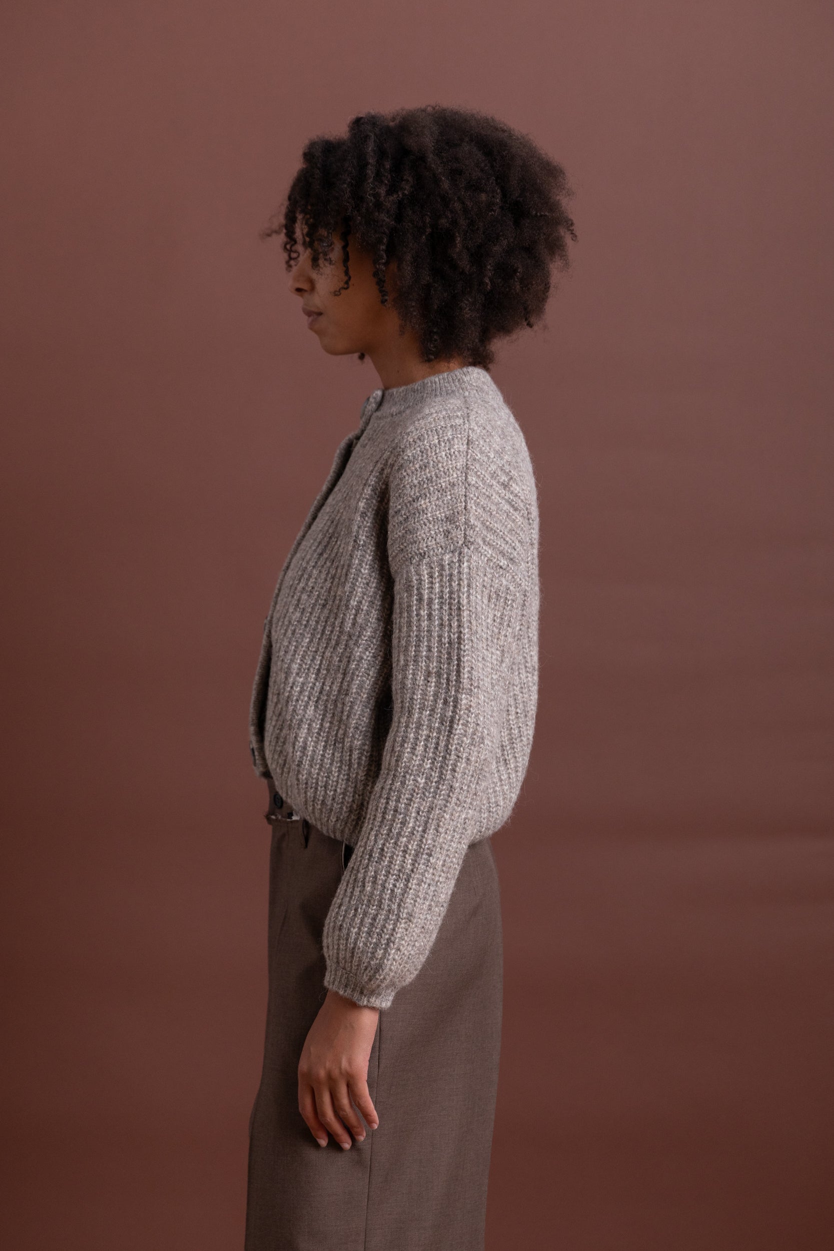 OLIVIA CARDIGAN IN GREY