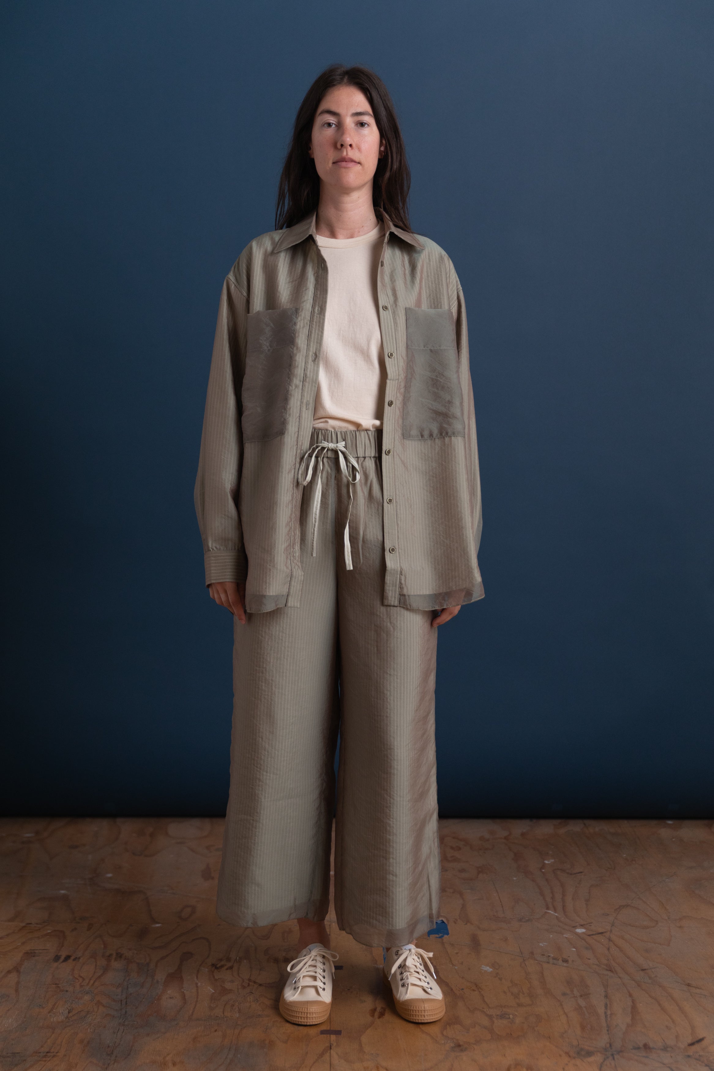 MILA SHIRT IN OLIVE