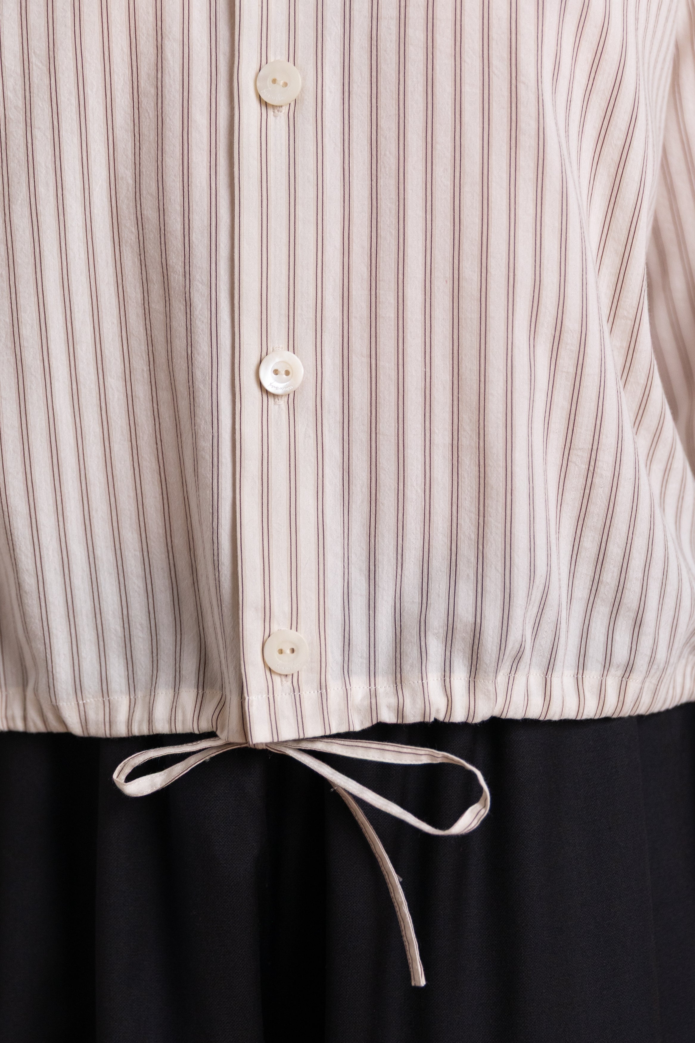 SHORT LENGTH SHIRT BLOUSE IN BROWN STRIPE