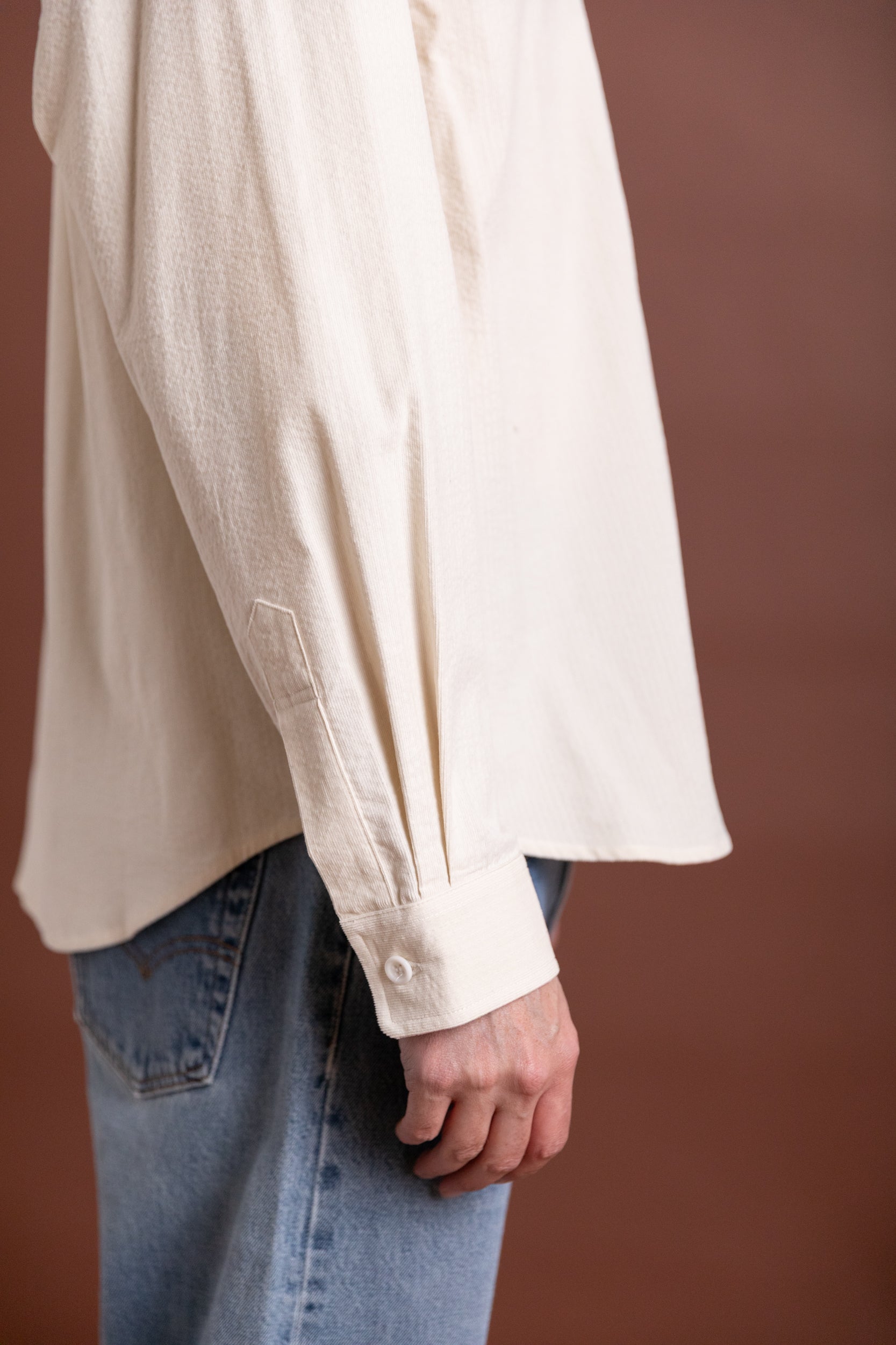 FILTER SHIRT IN OFF WHITE COTTON RIPPLE CORDUROY
