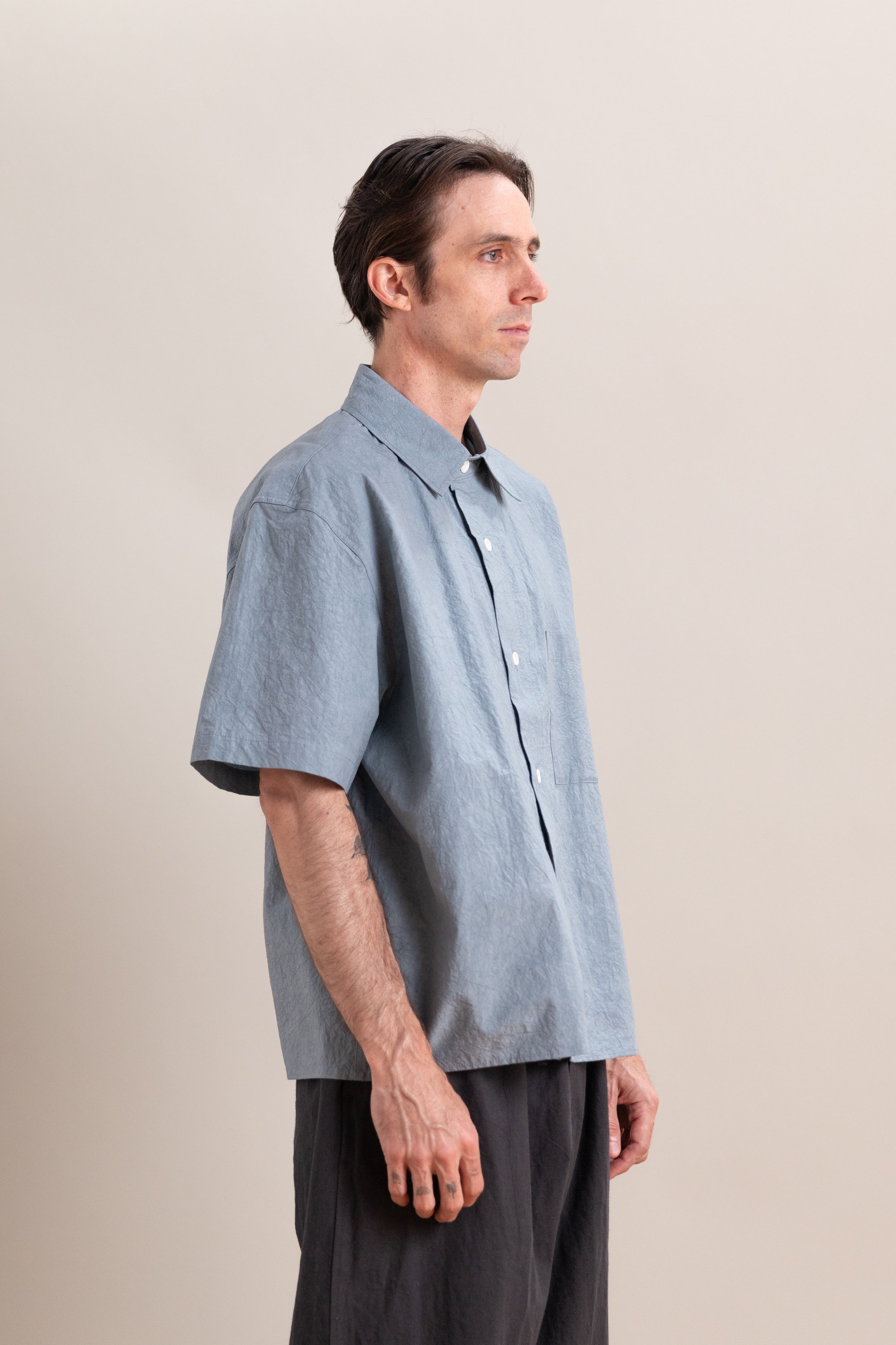 SHORT SLEEVE SHIRT IN BLUE TYPEWRITER DRUM COTTON