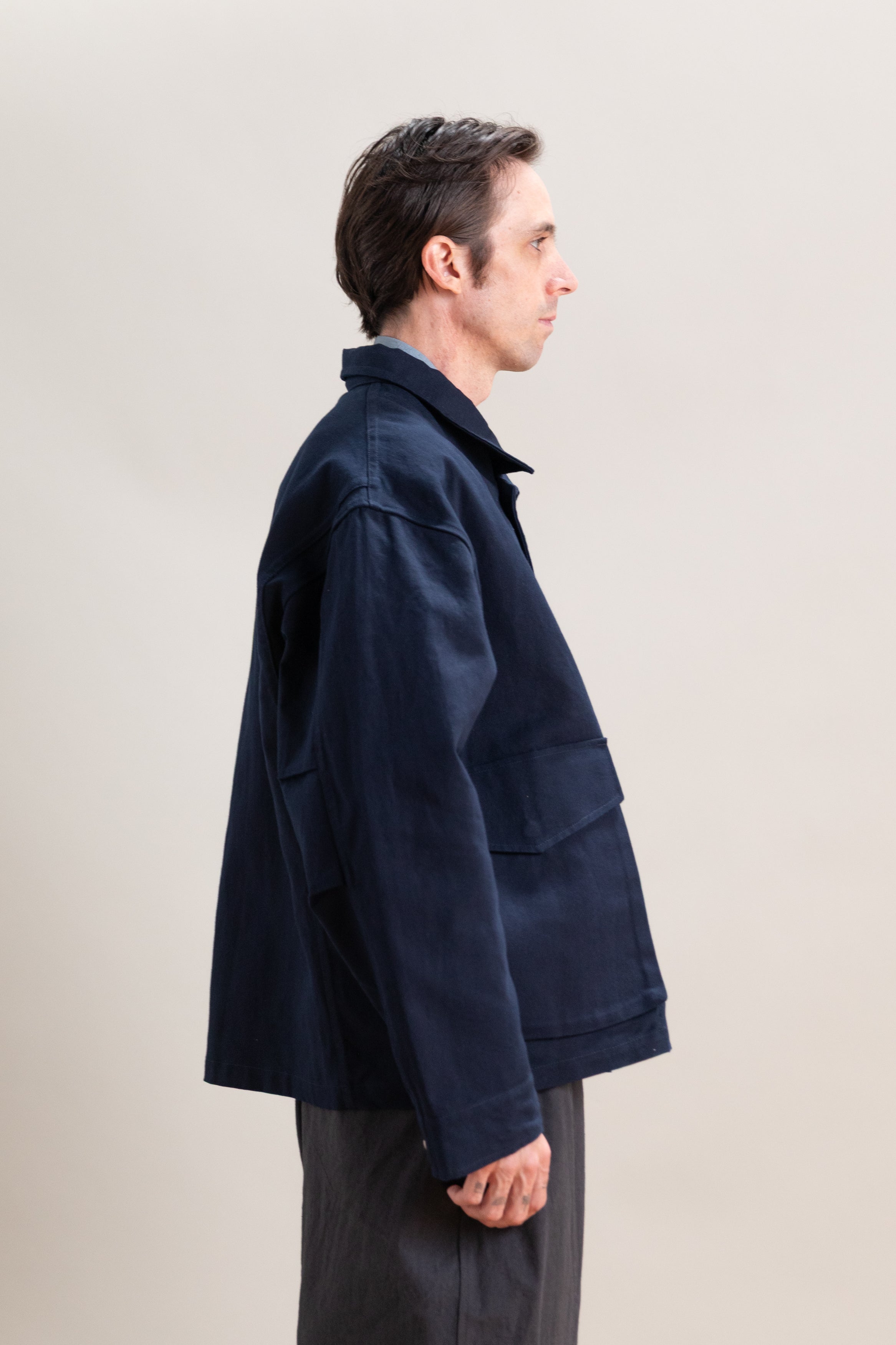 SIX JACKET IN NAVY WAXED COTTON/WASHI OXFORD CLOTH