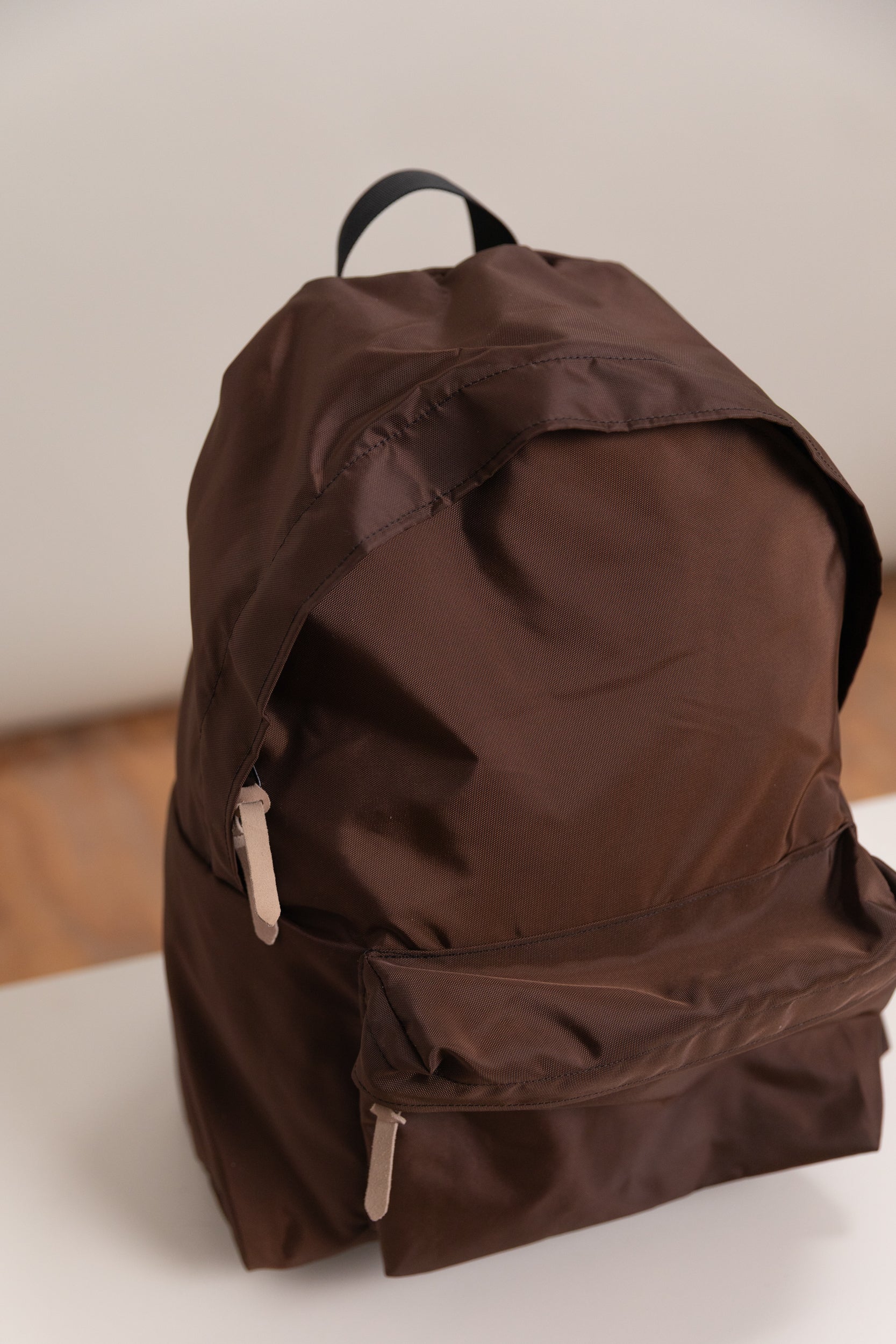 USA D PACK IN COFFEE BROWN NYLON