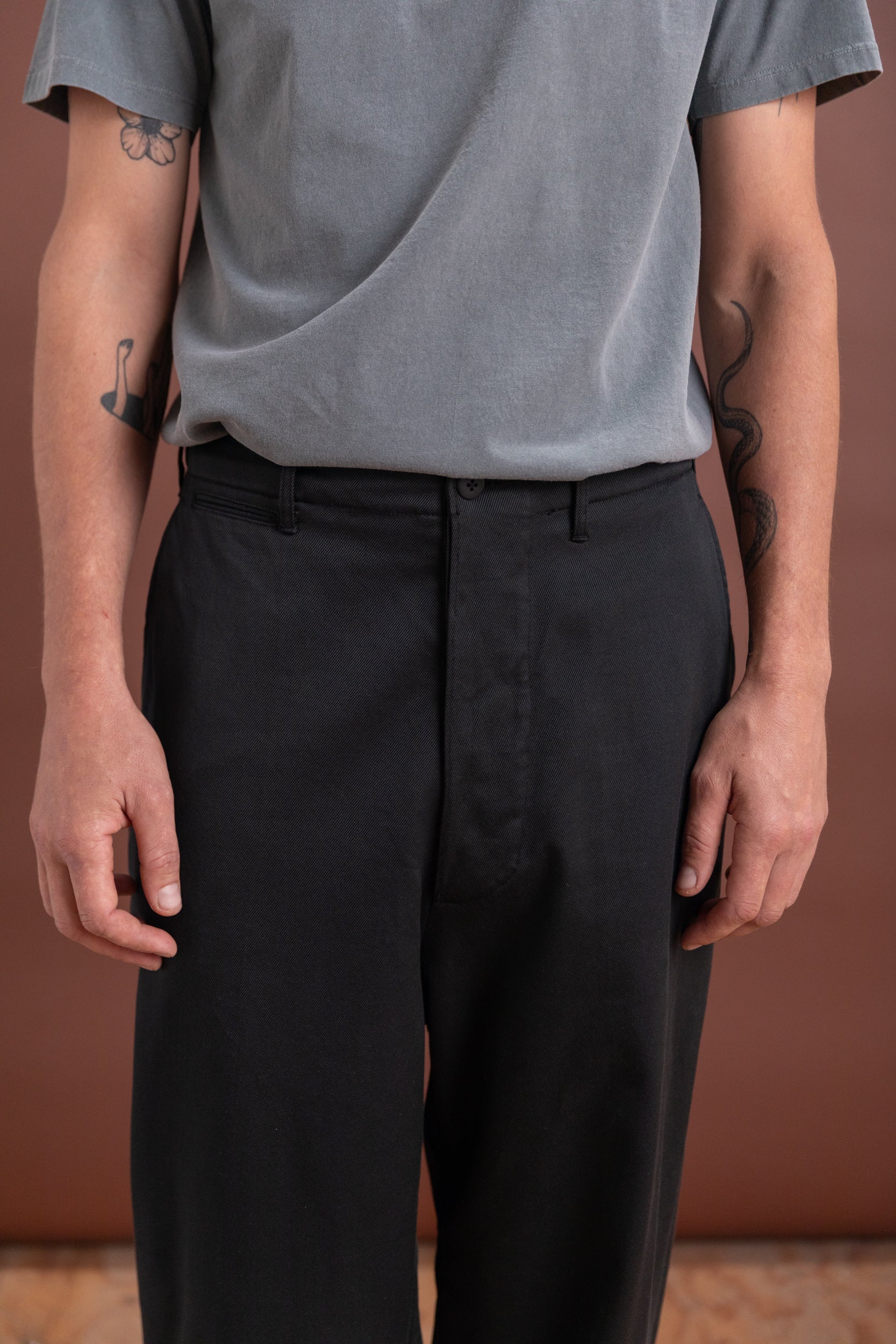COTTON DRILL WIDE MILITARY KHAKIS IN BLACK