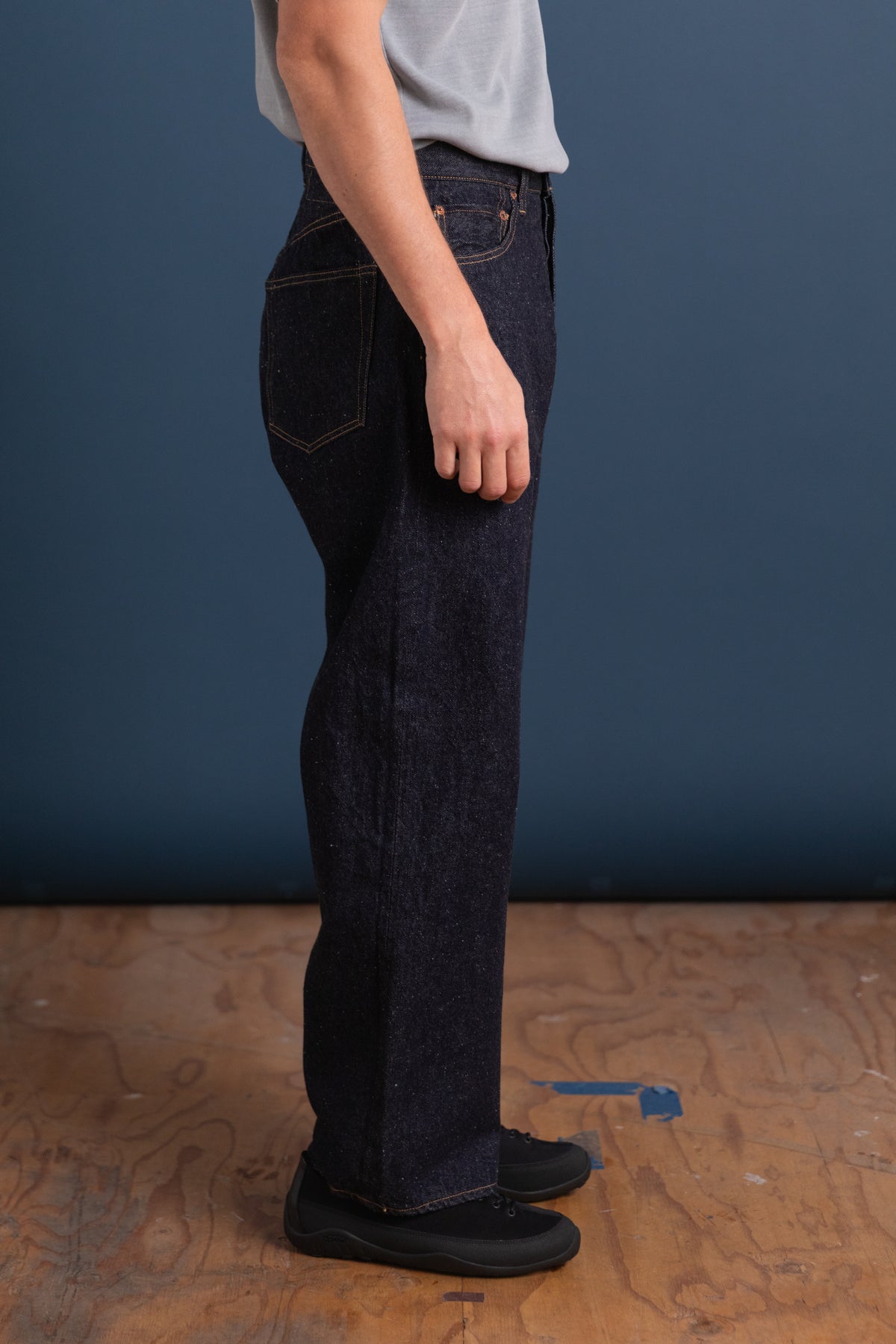 5 POCKET STRAIGHT DENIM PANTS IN INDIGO ONE WASH