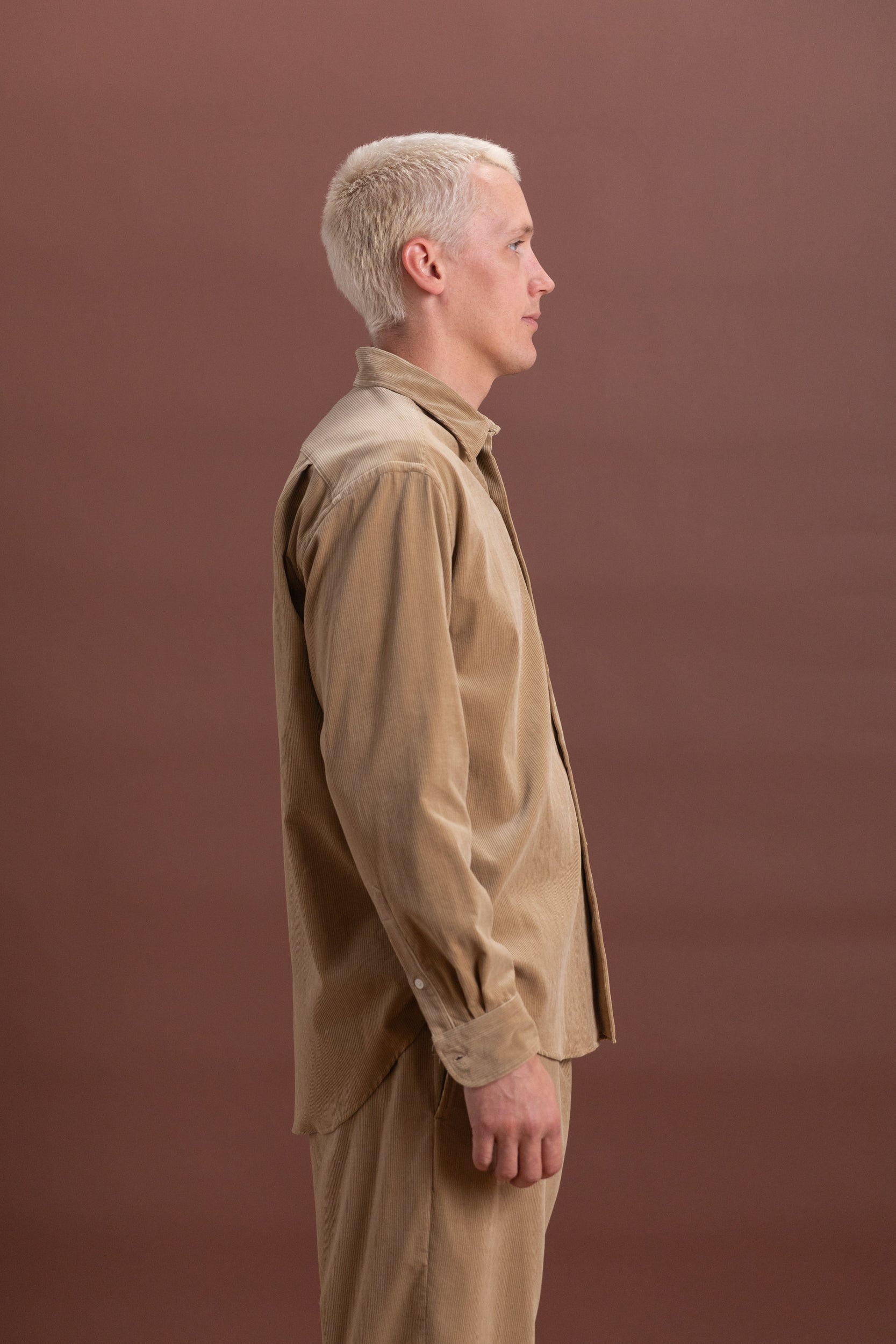 SUVIN CORDUROY REGULAR COLLARED SHIRT IN ALMOND