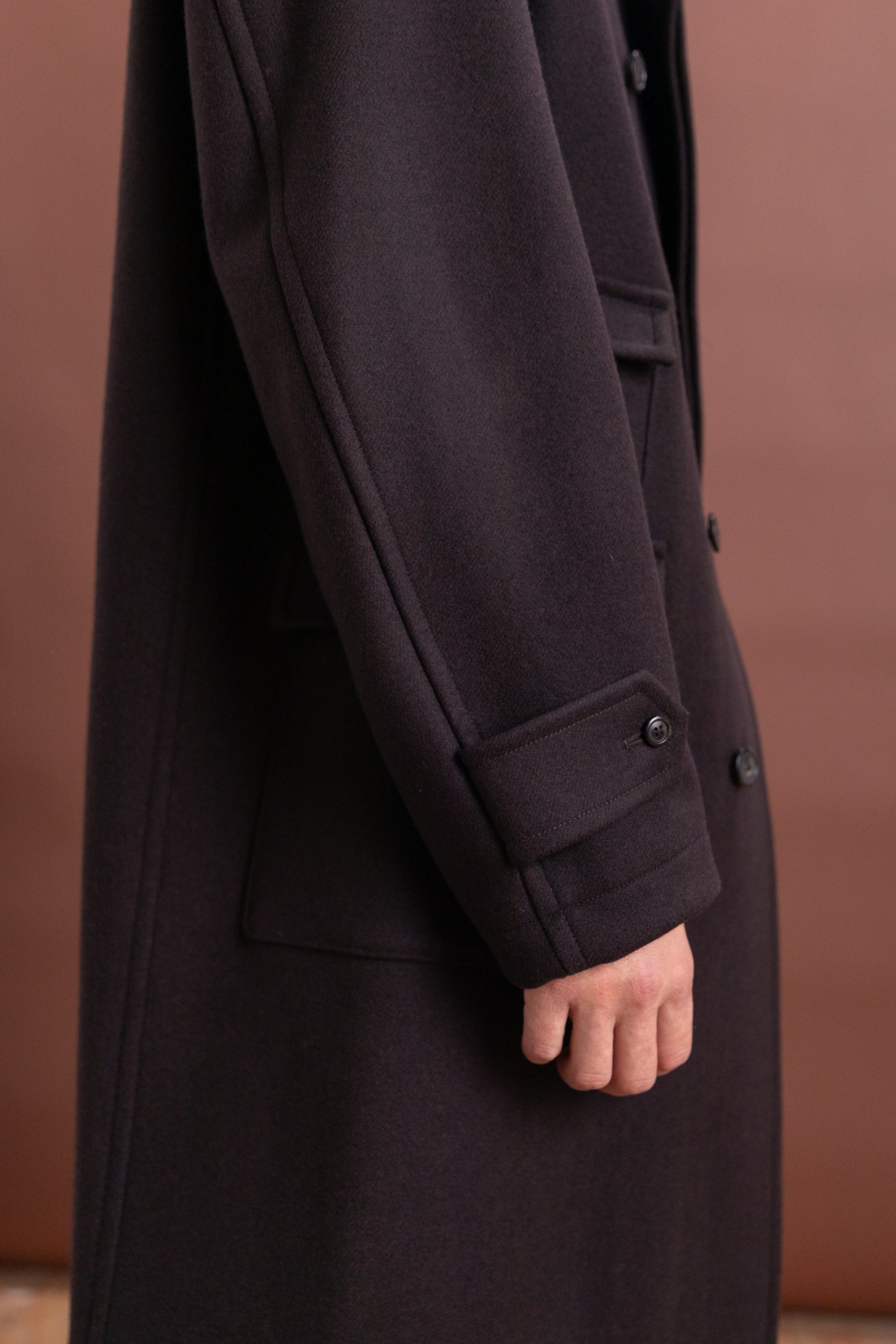 TRAVELER COAT IN TOP BROWN