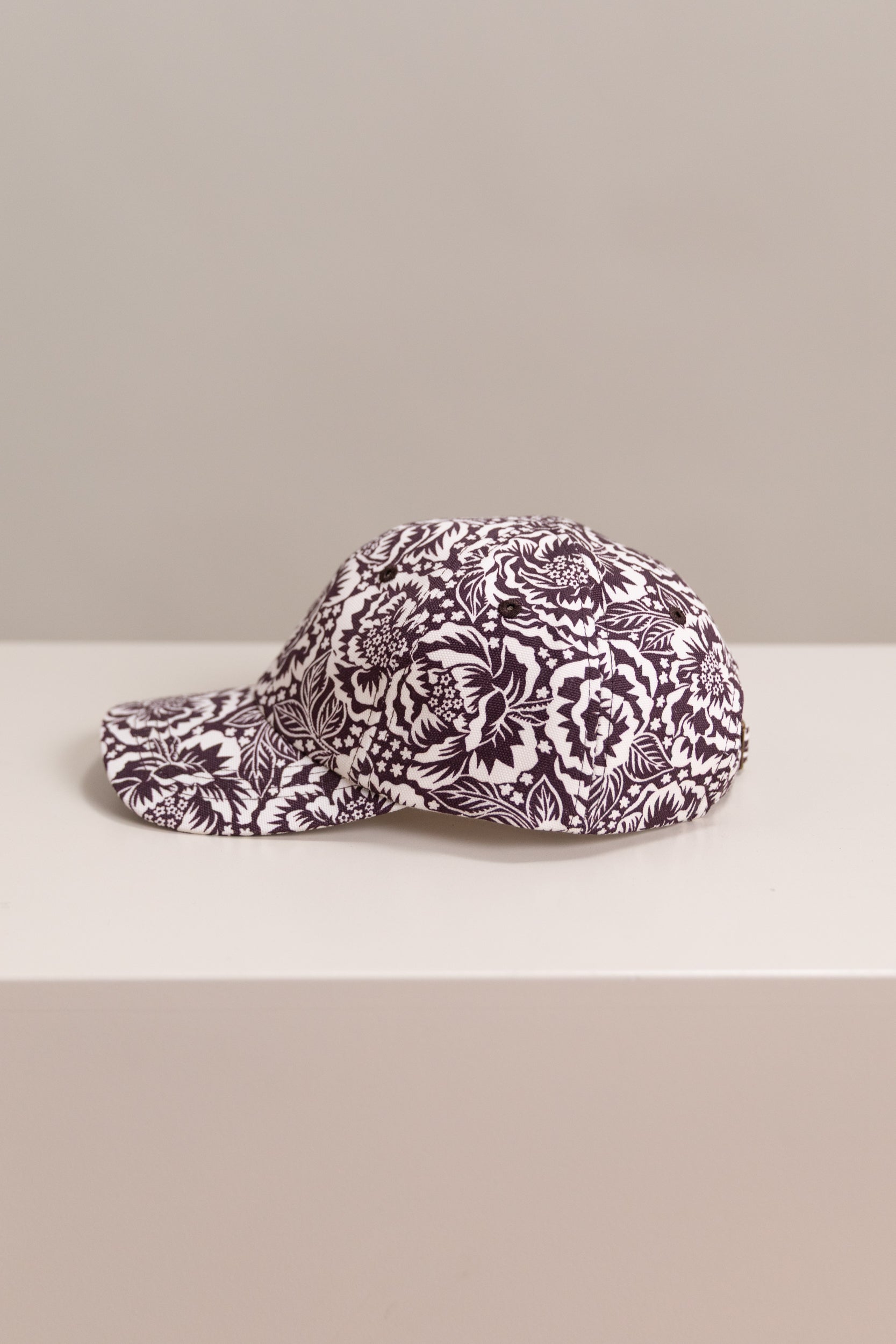 BROWN AND OFF WHITE FLORAL COTTON CANVAS CAP