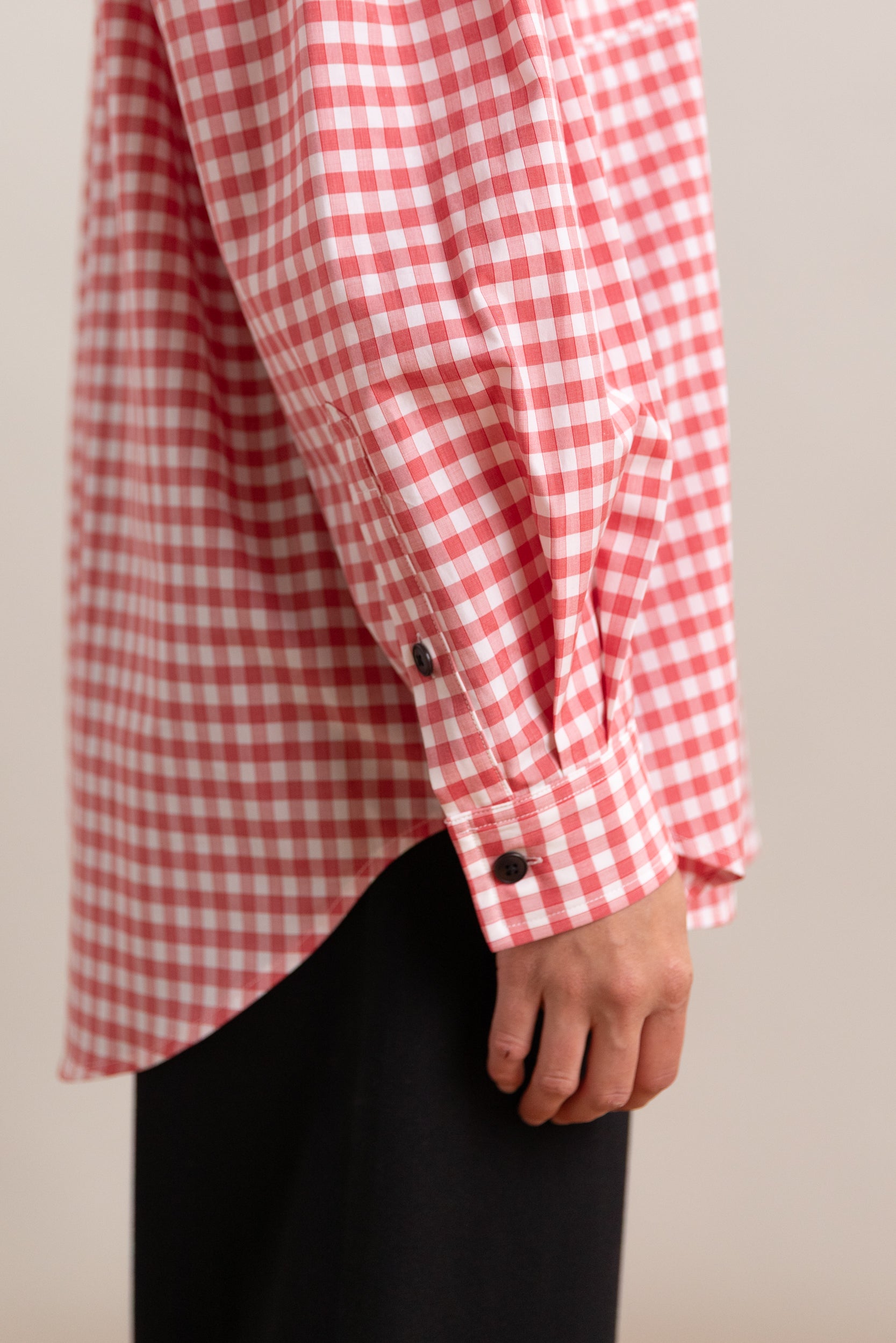 OVERSIZED BIG POCKET SHIRT IN RED GINGHAM