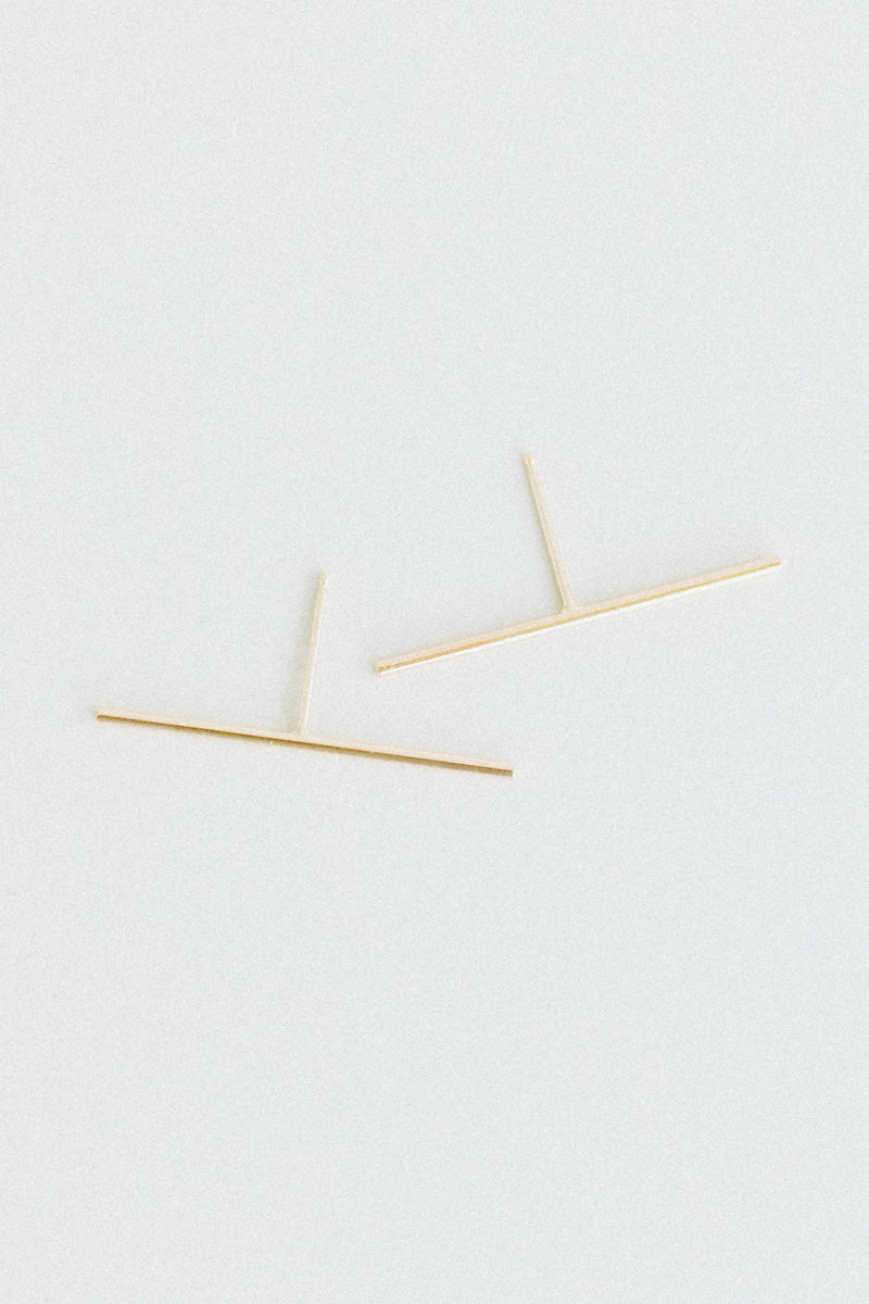 STICK STUD IN 14K GOLD (SINGLE)