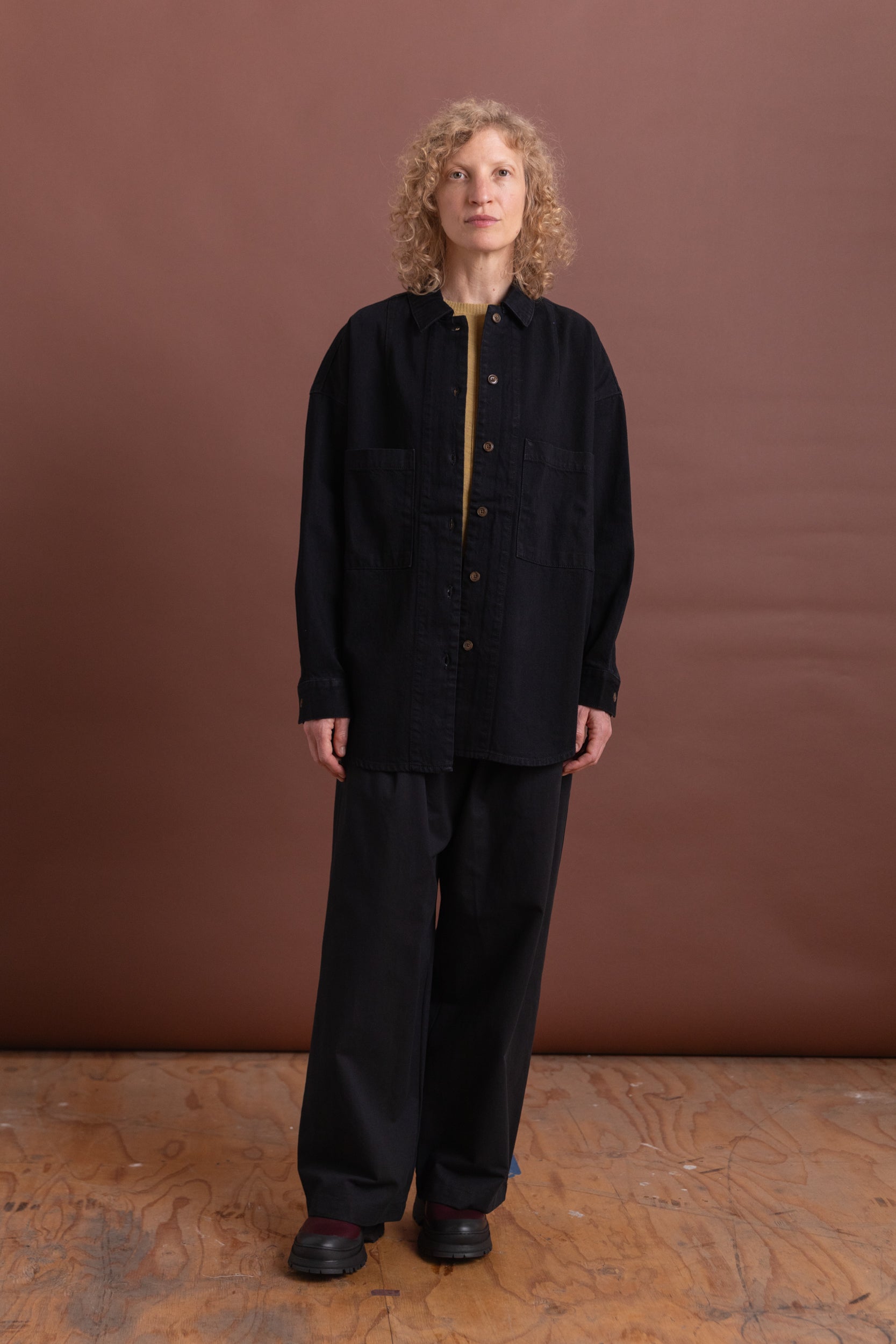 REGION SHIRT IN BLACK DENIM