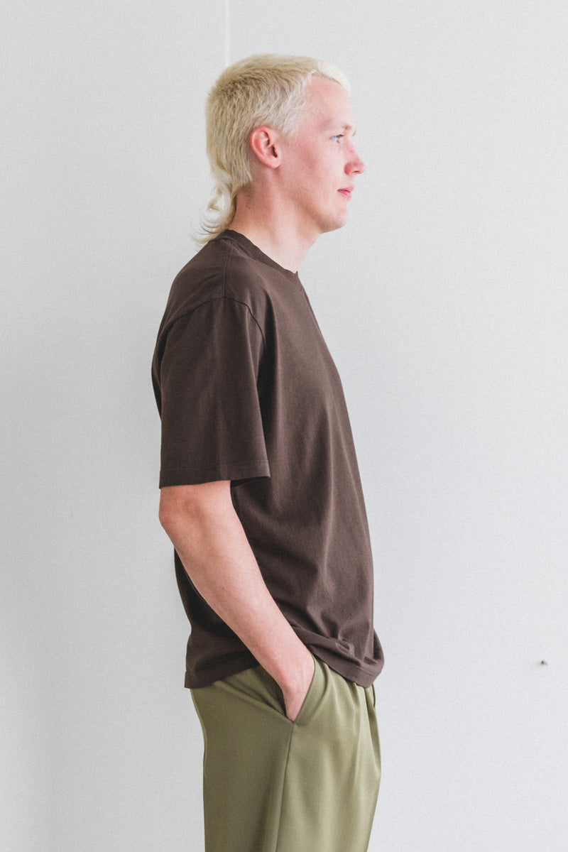 ATHENS TEE IN FIELD BROWN