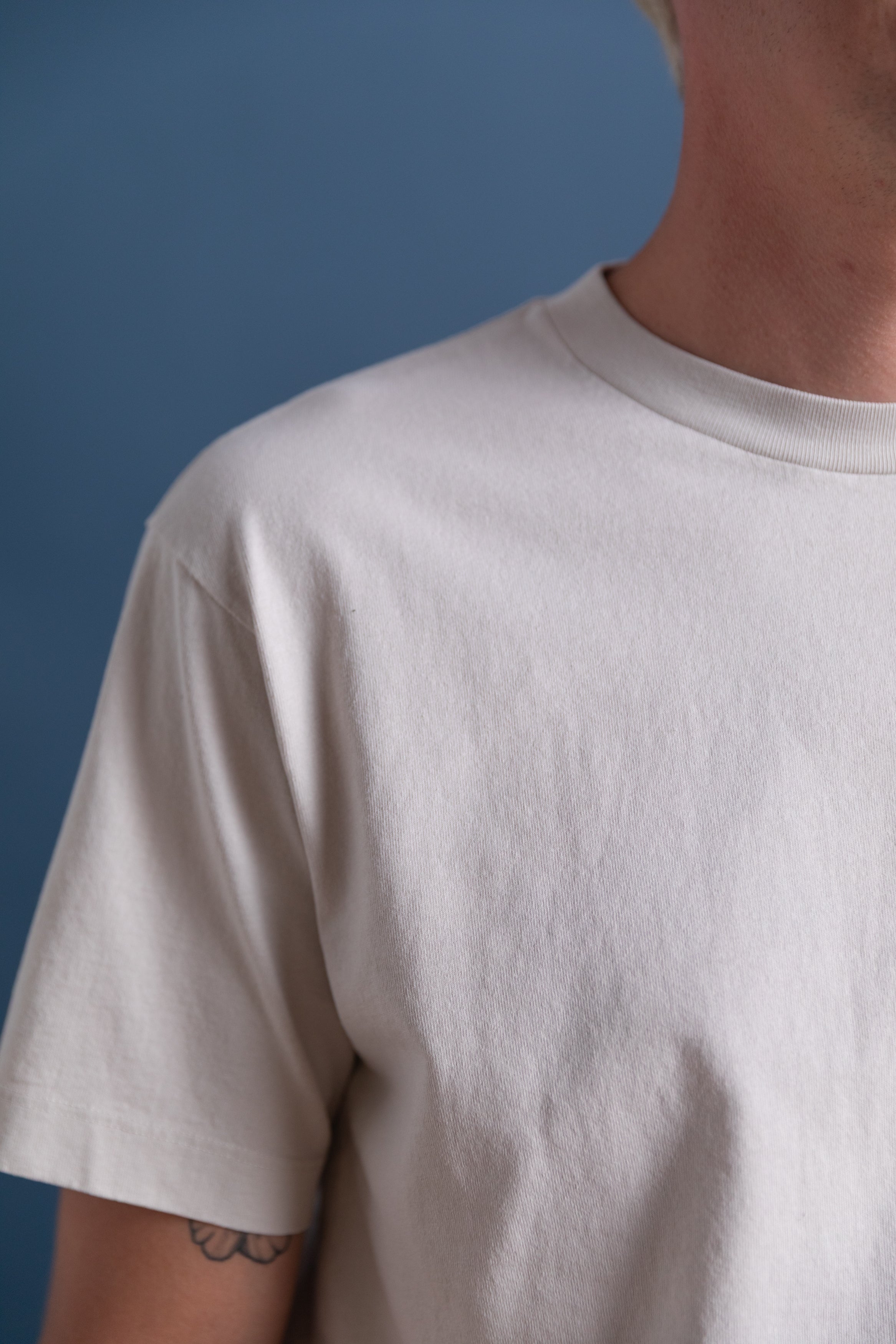 MUNICIPAL TEE SHIRT IN SOLAR GREY