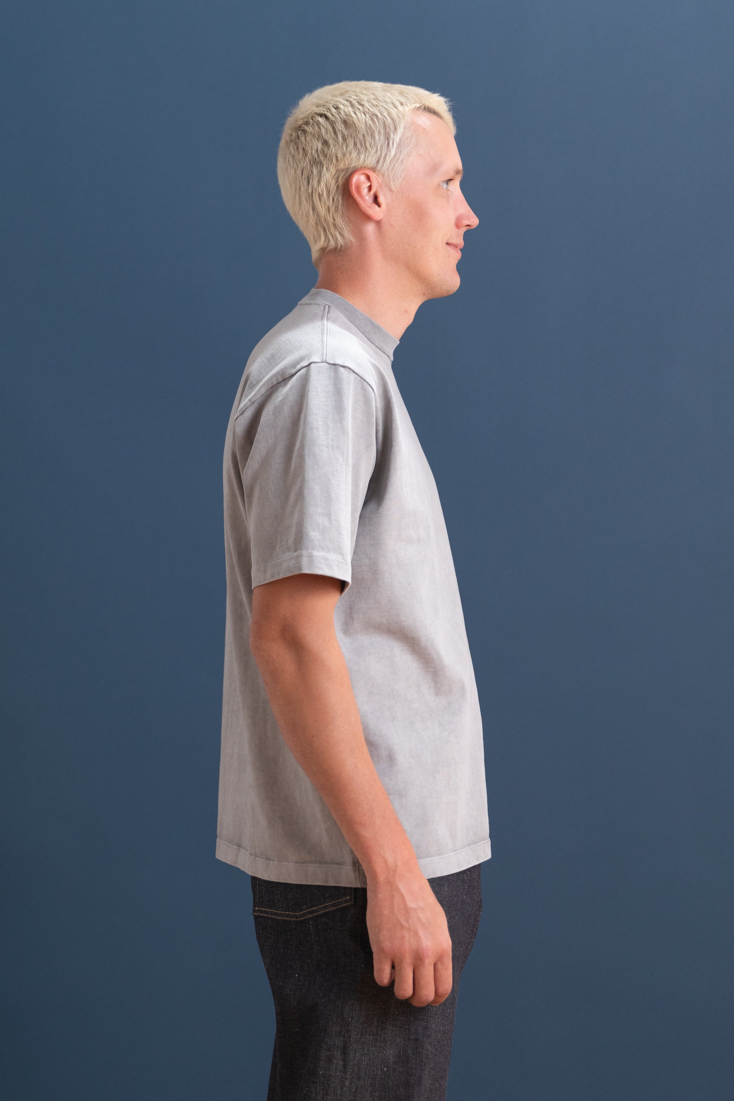 SHORT SLEEVE RUGBY TEE IN PIGMENT CHALK