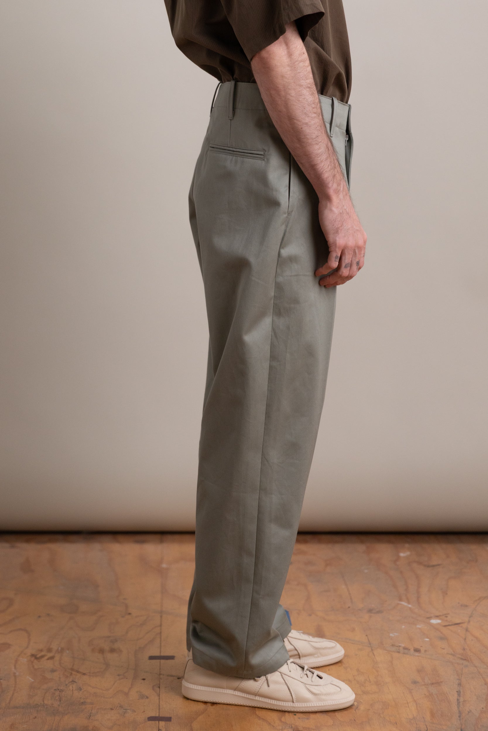 TWILL TROUSER IN SAGE