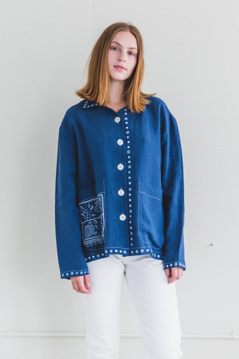 PAINTED FAUNA JACKET IN NAVY LINEN