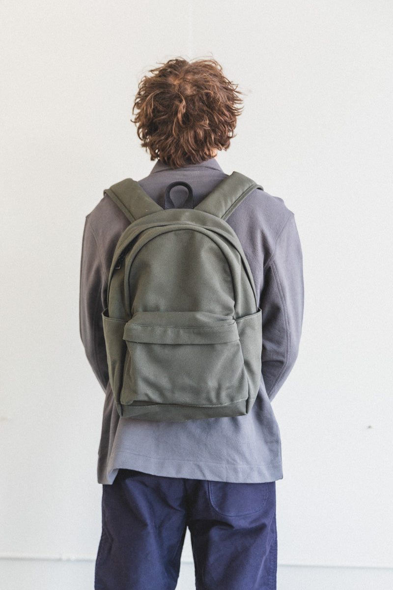 ARC DAYPACK IN ARMY GREEN