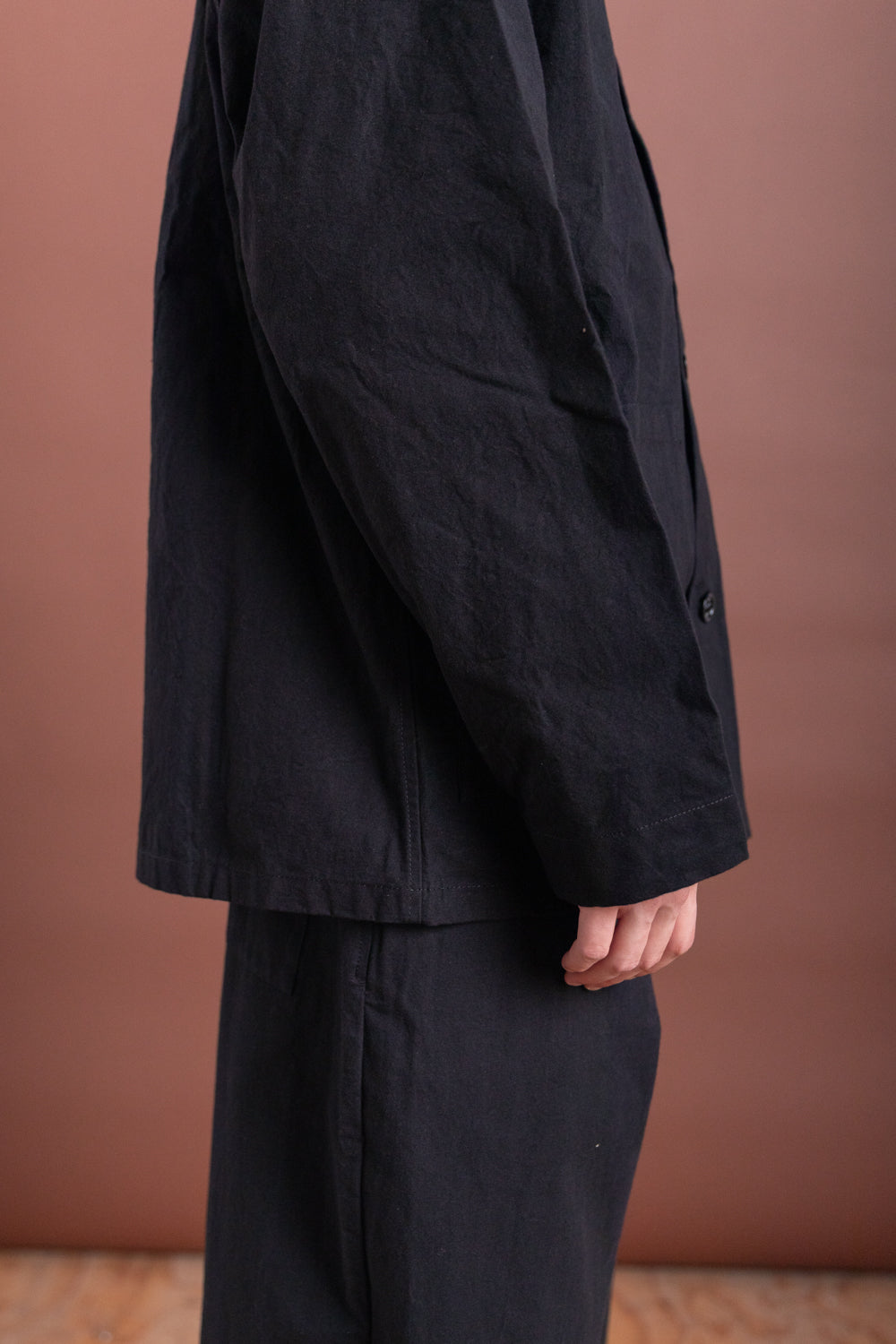 R19 02 COVERALL JACKET IN BLACK WAX