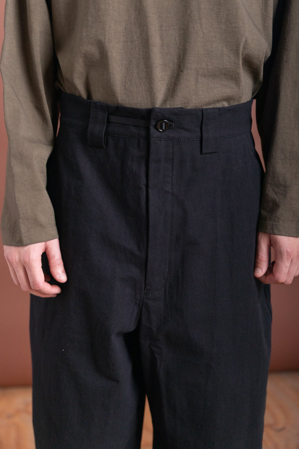 R19 P8 SAIL PANTS IN BLACK WASH