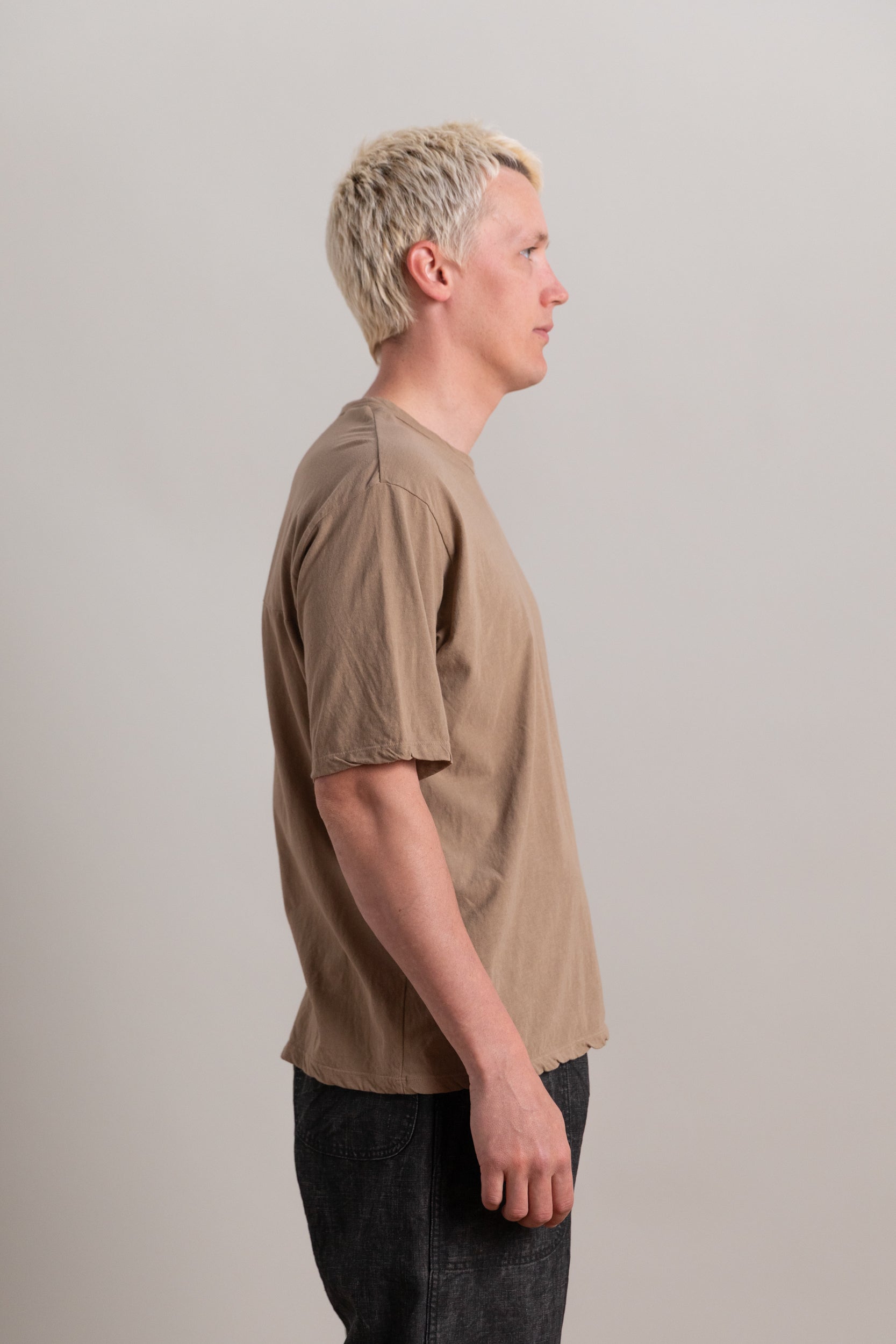 R20 T5 BINDER T-SHIRT IN DUST JERSEY