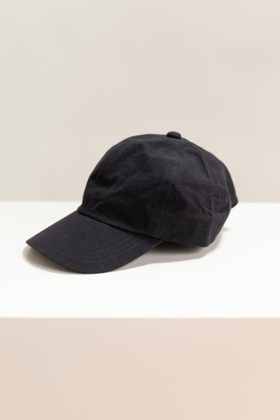 R0 C3 DEEP CAP IN BLACK WASH