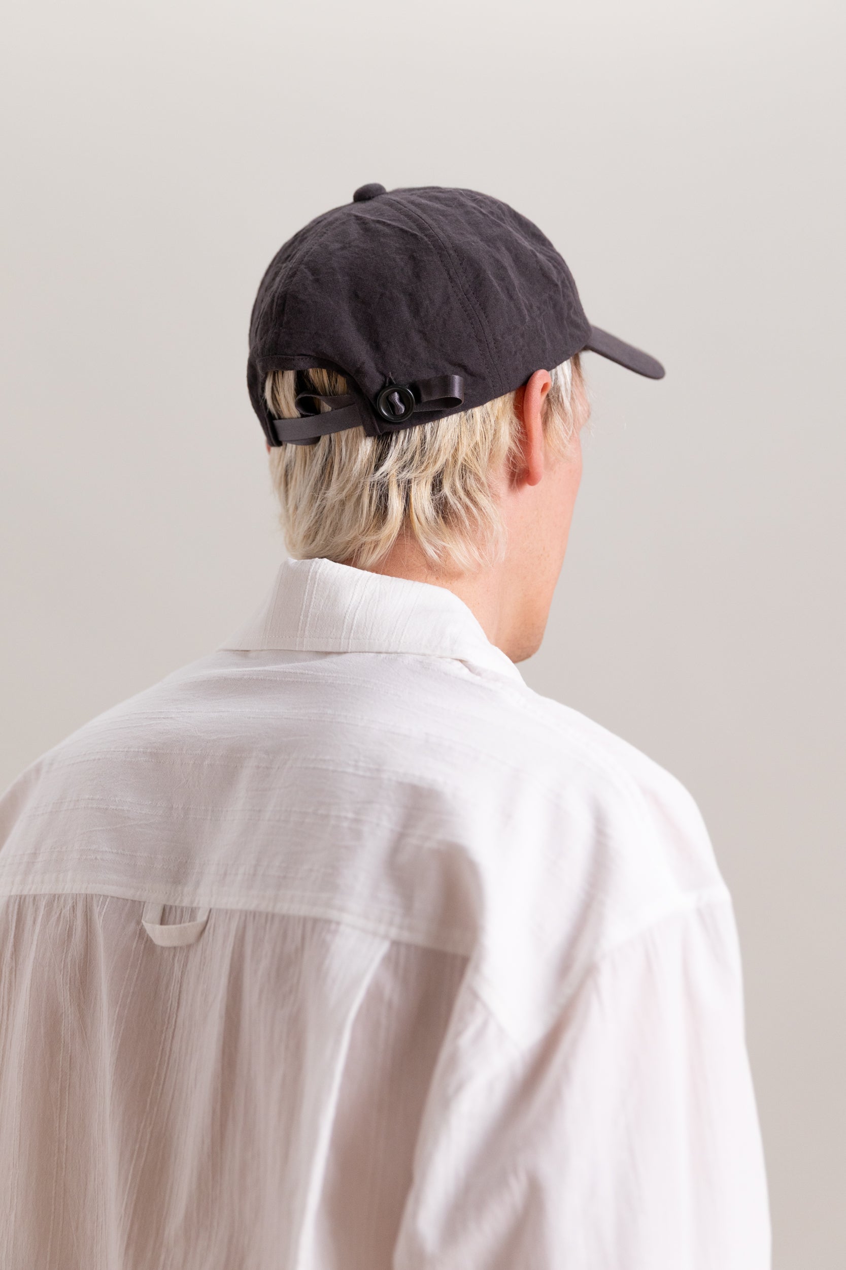 R20 C3 DEEP CAP IN EARTH LINEN