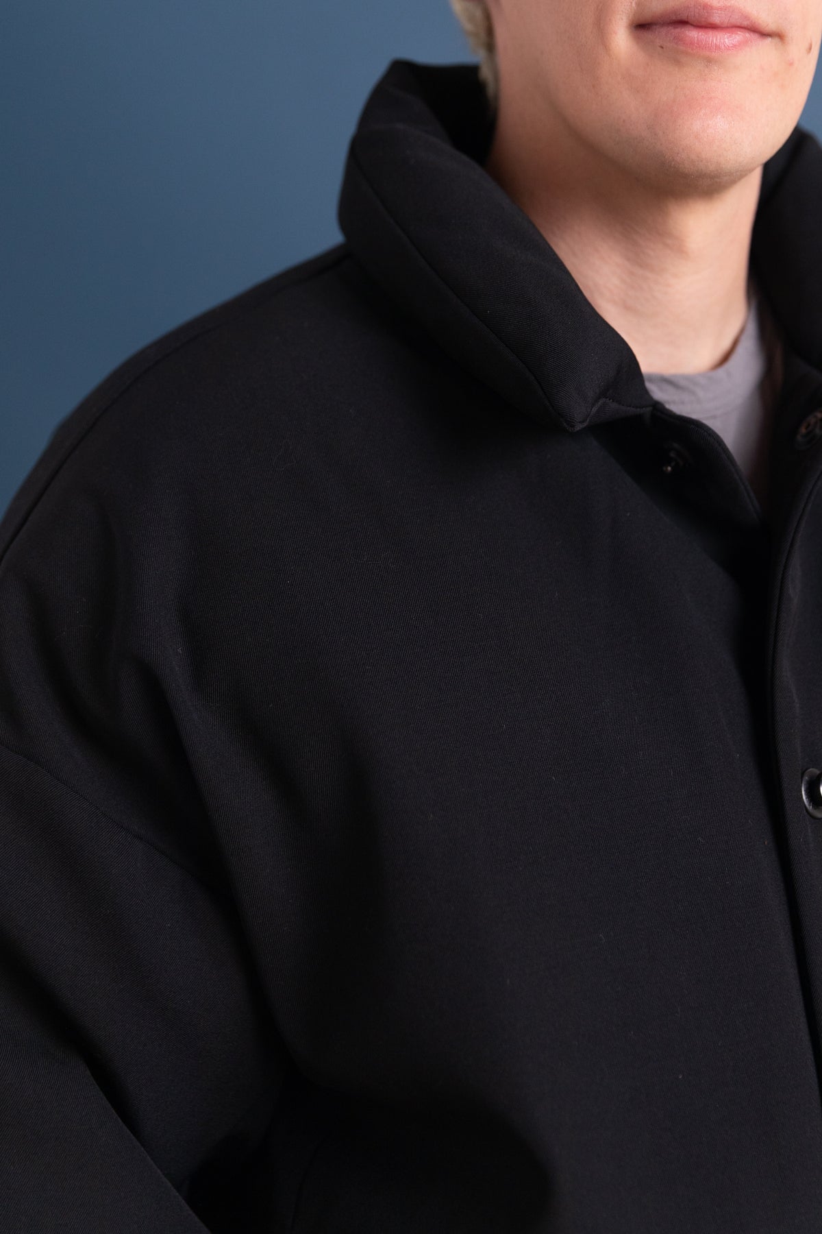 R21 D6 DOUBLE DOWN BLOUSON IN BLACK IMPACT WOOL
