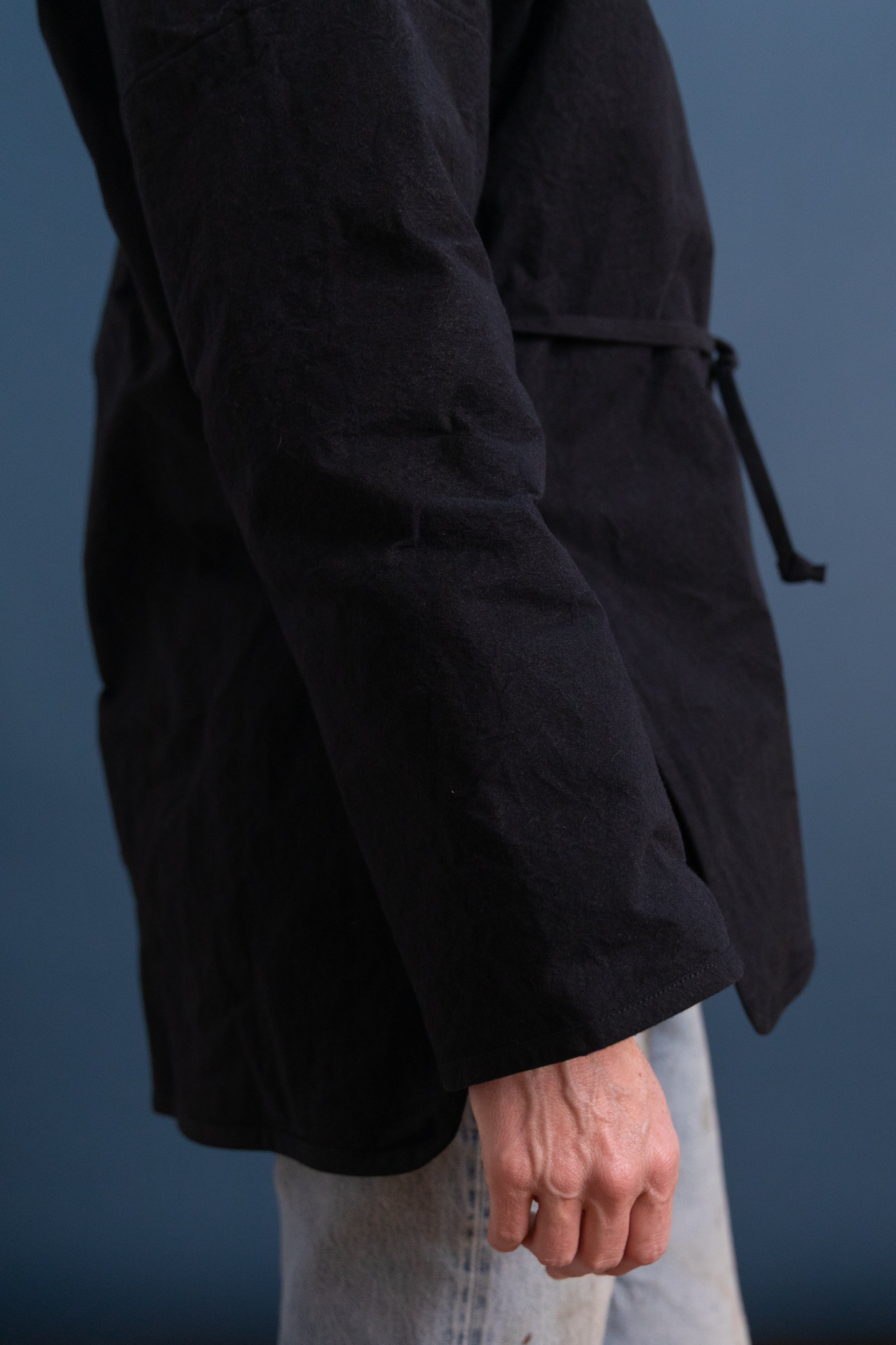 WR21 D7 DOWN CROSS CARDIGAN IN BLACK WAX