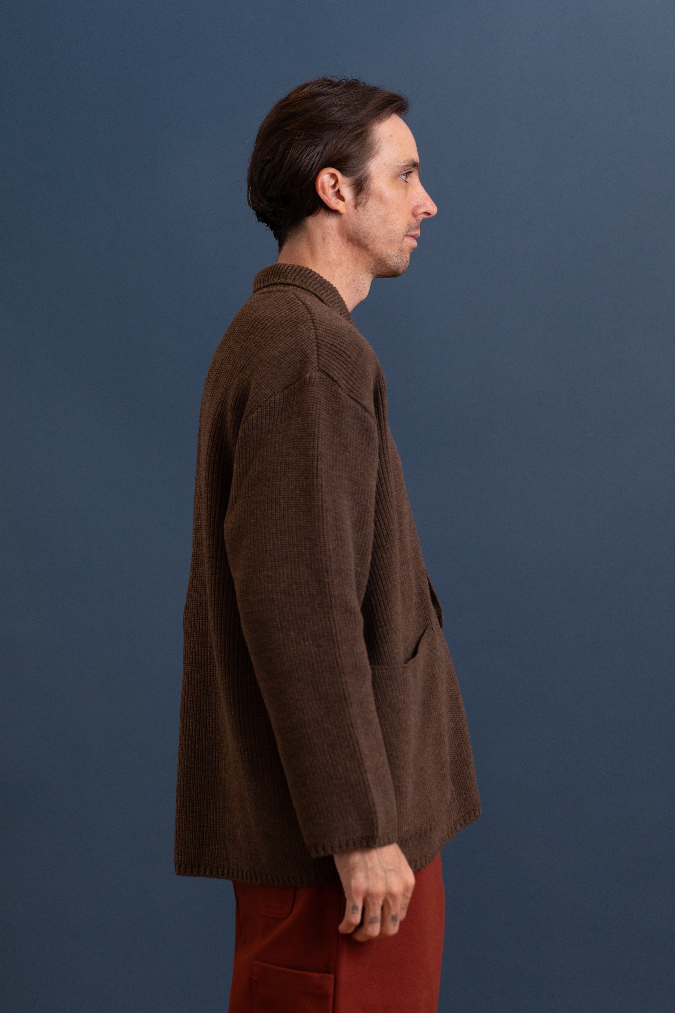 R21 Z1 MACHINE CARDIGAN IN BLACK SHEEP