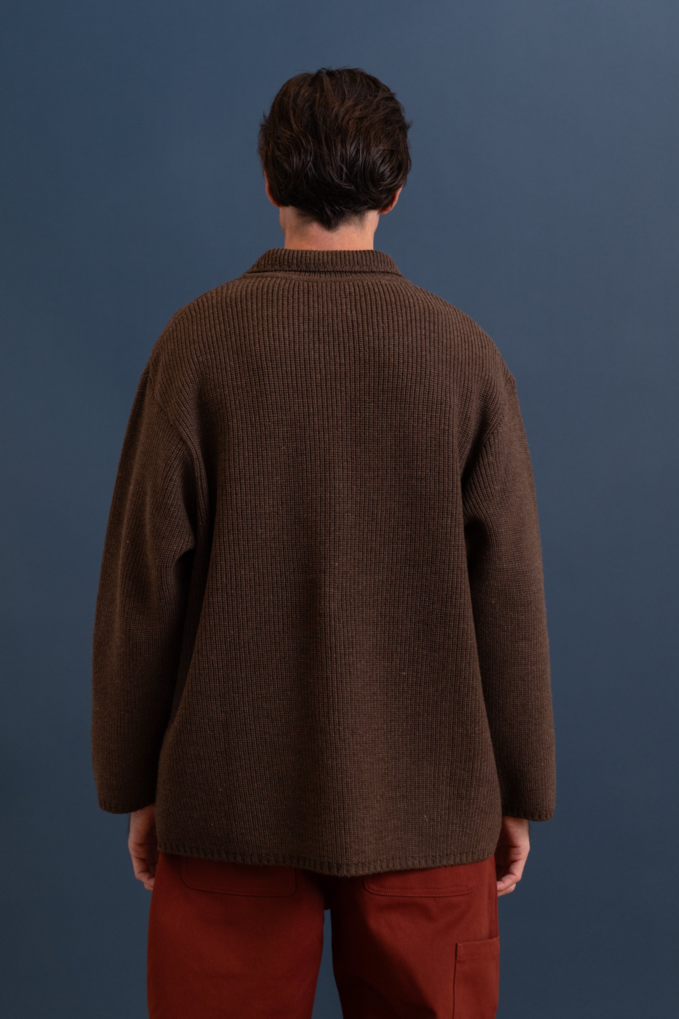 R21 Z1 MACHINE CARDIGAN IN BLACK SHEEP