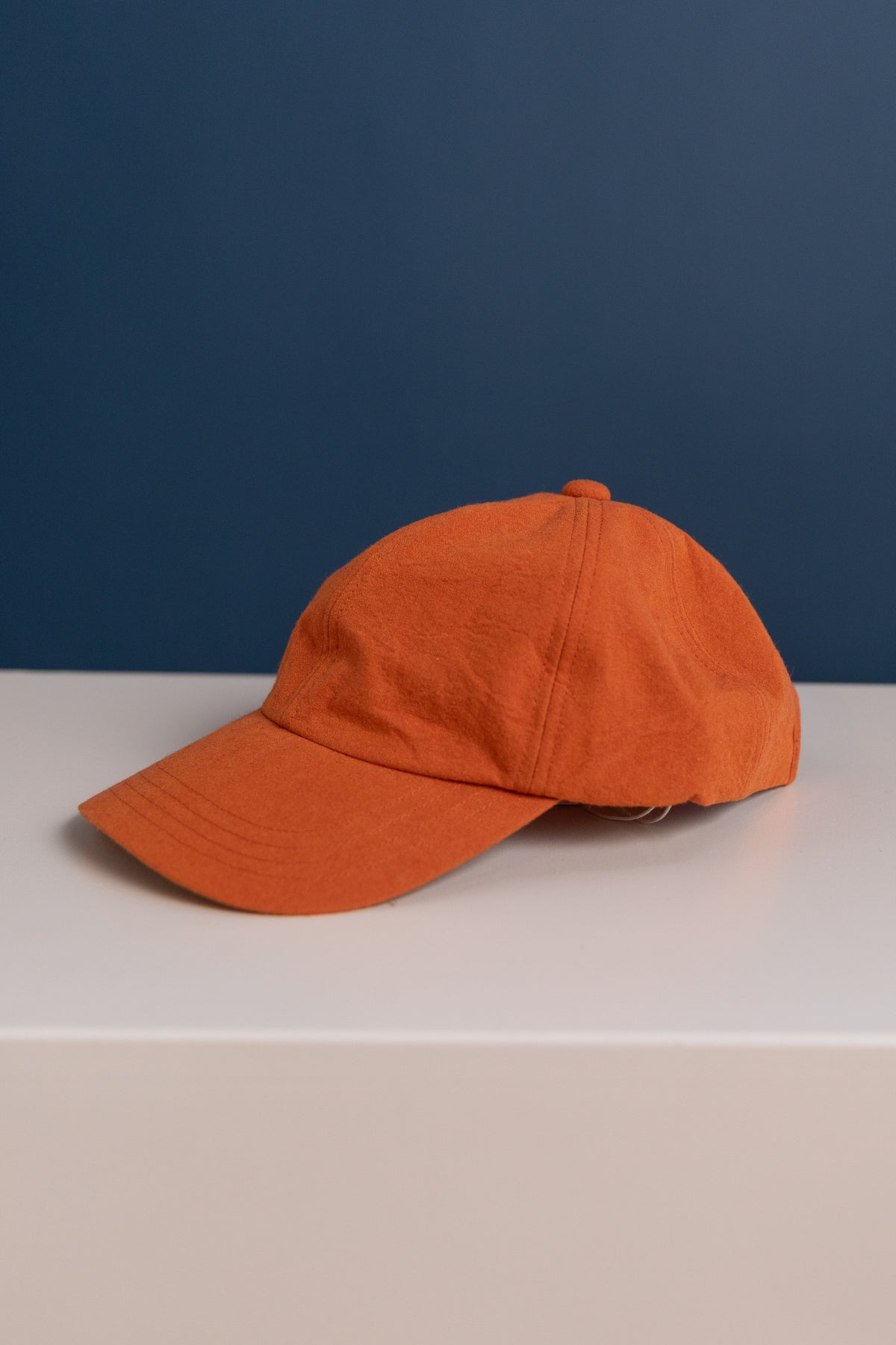 R21 C1 SHALLOW CAP IN RUST WOOL