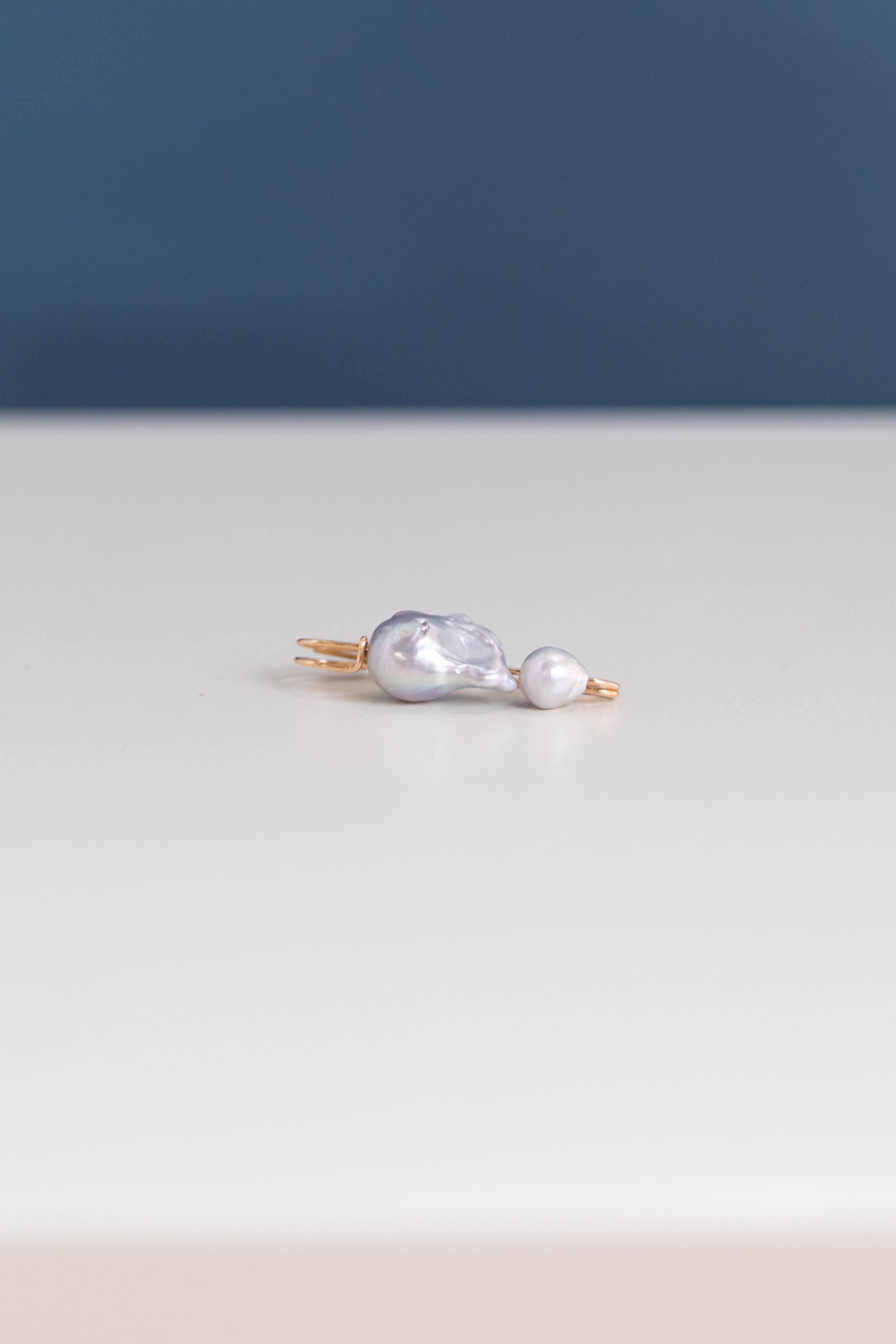 BAROQUE PEARL PIN