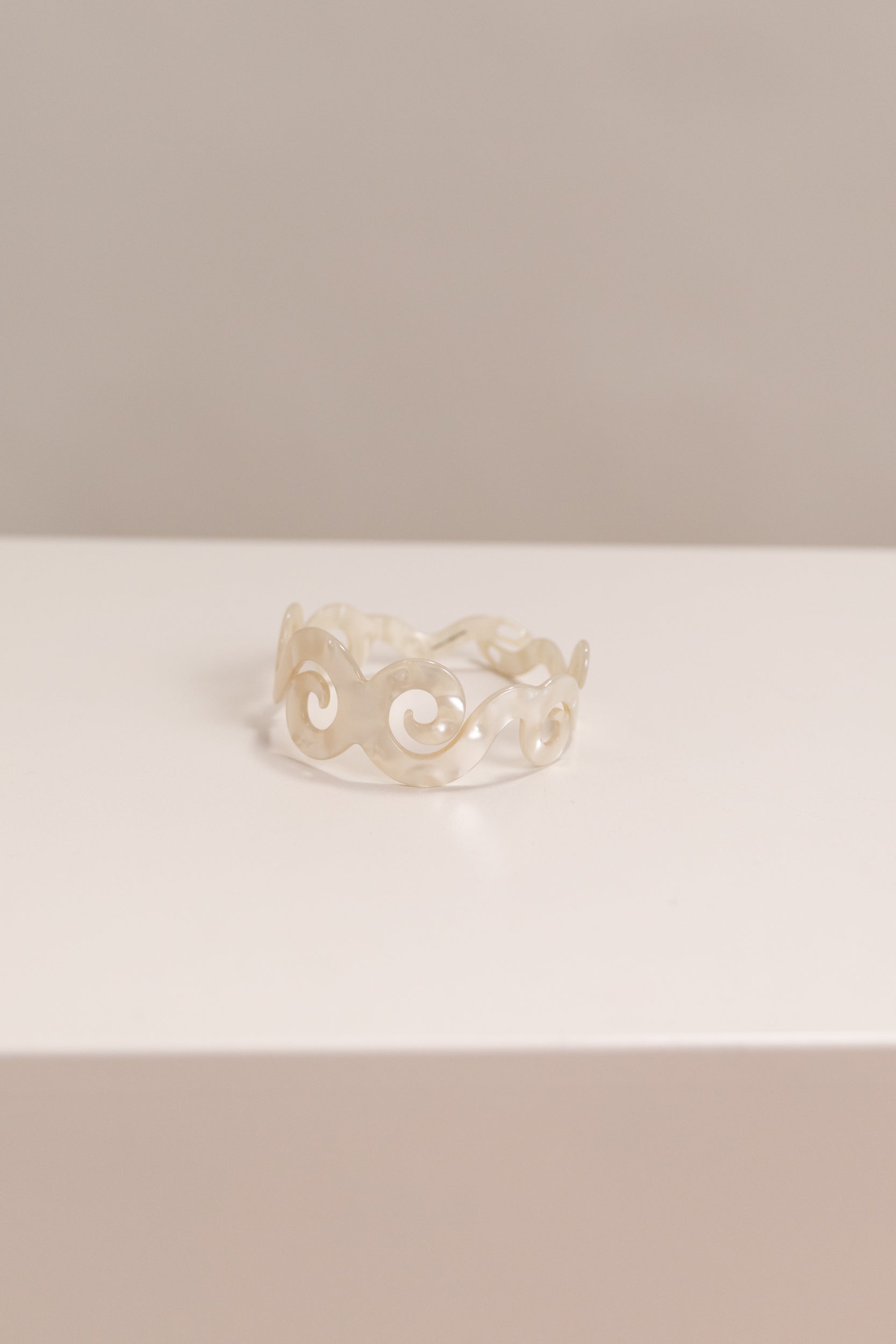 PEARL CHEYENNE HEADBAND