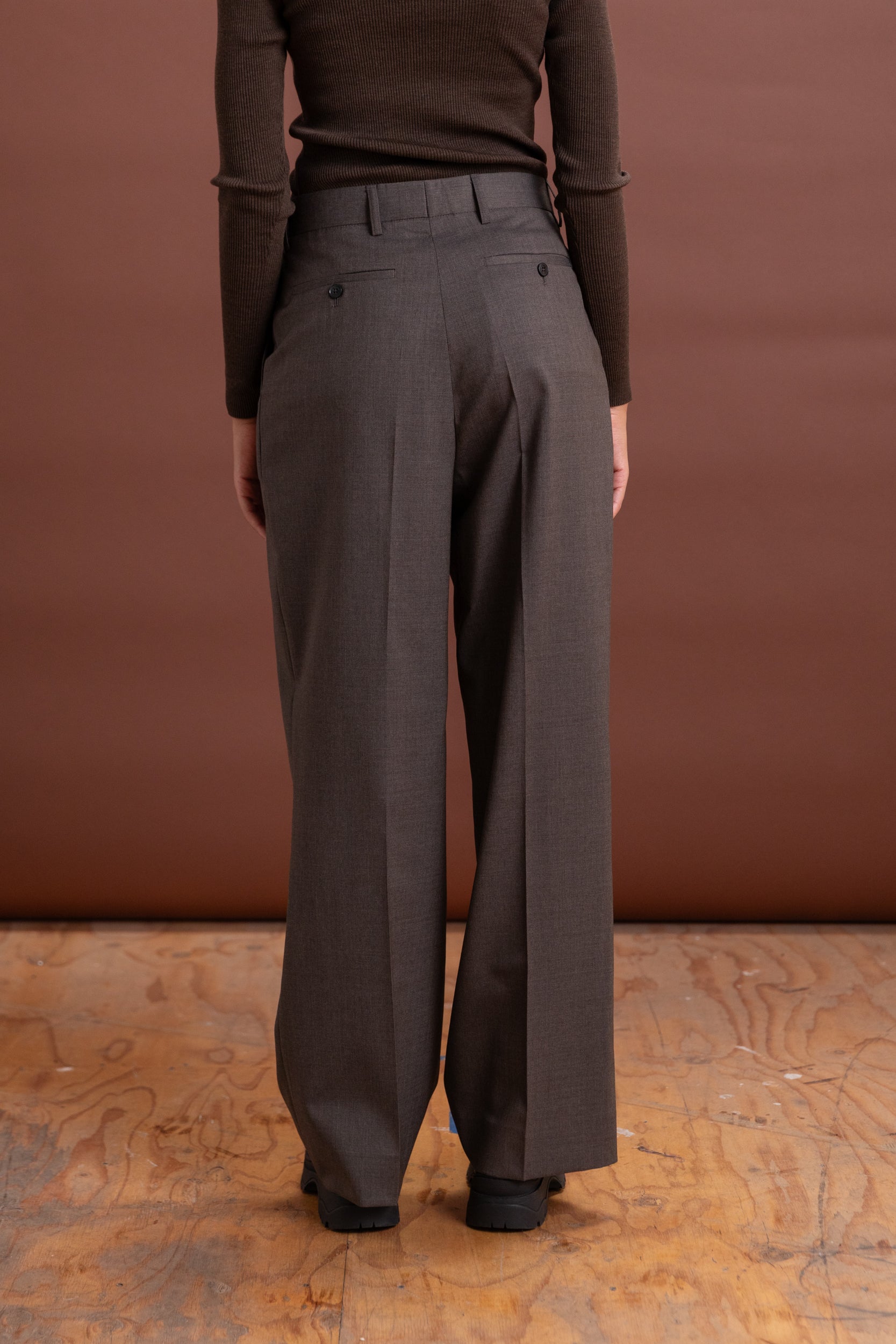 PRIMARY TROUSERS IN TAUPE WOOL