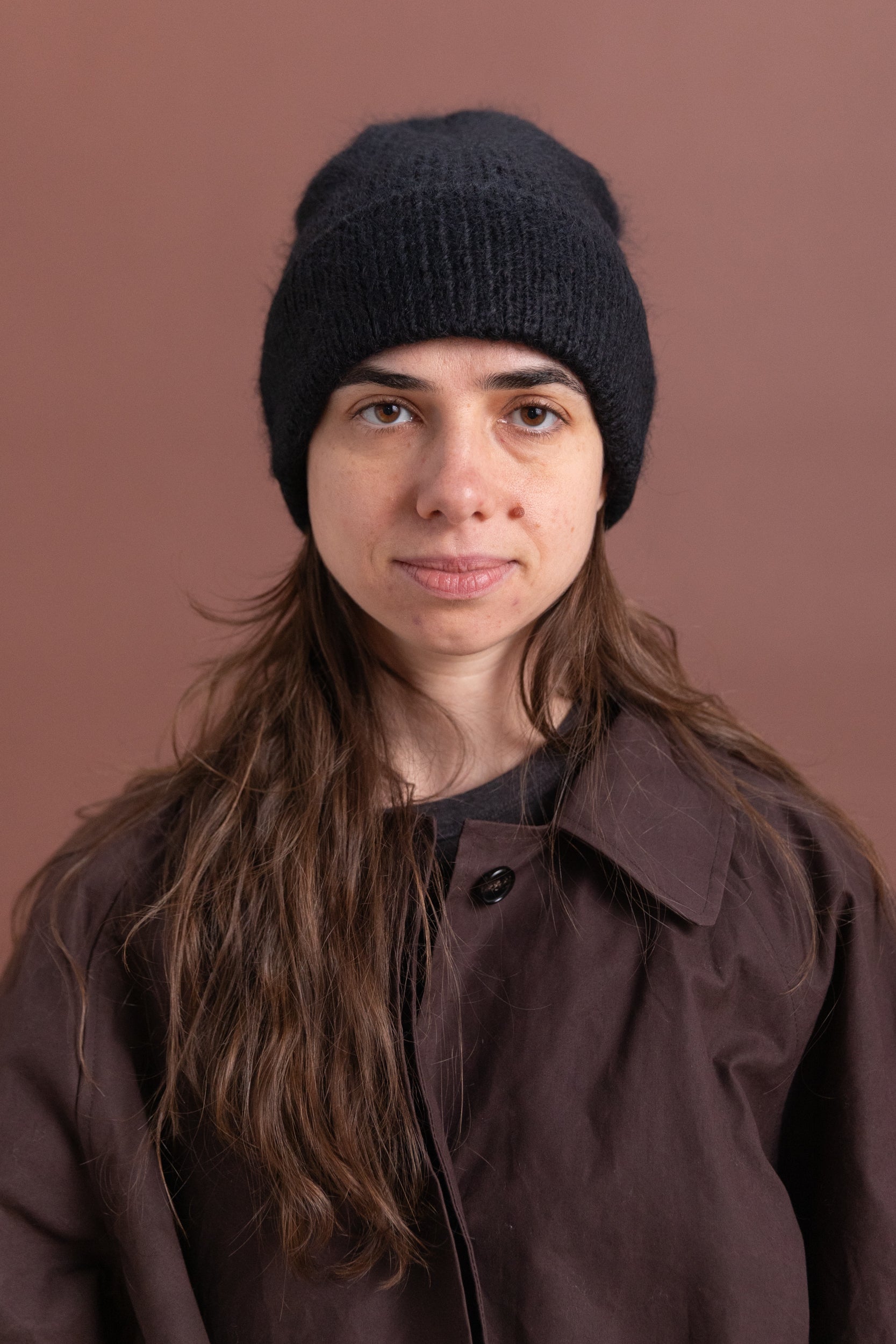 BRUSHED RIB HAT IN BLACK