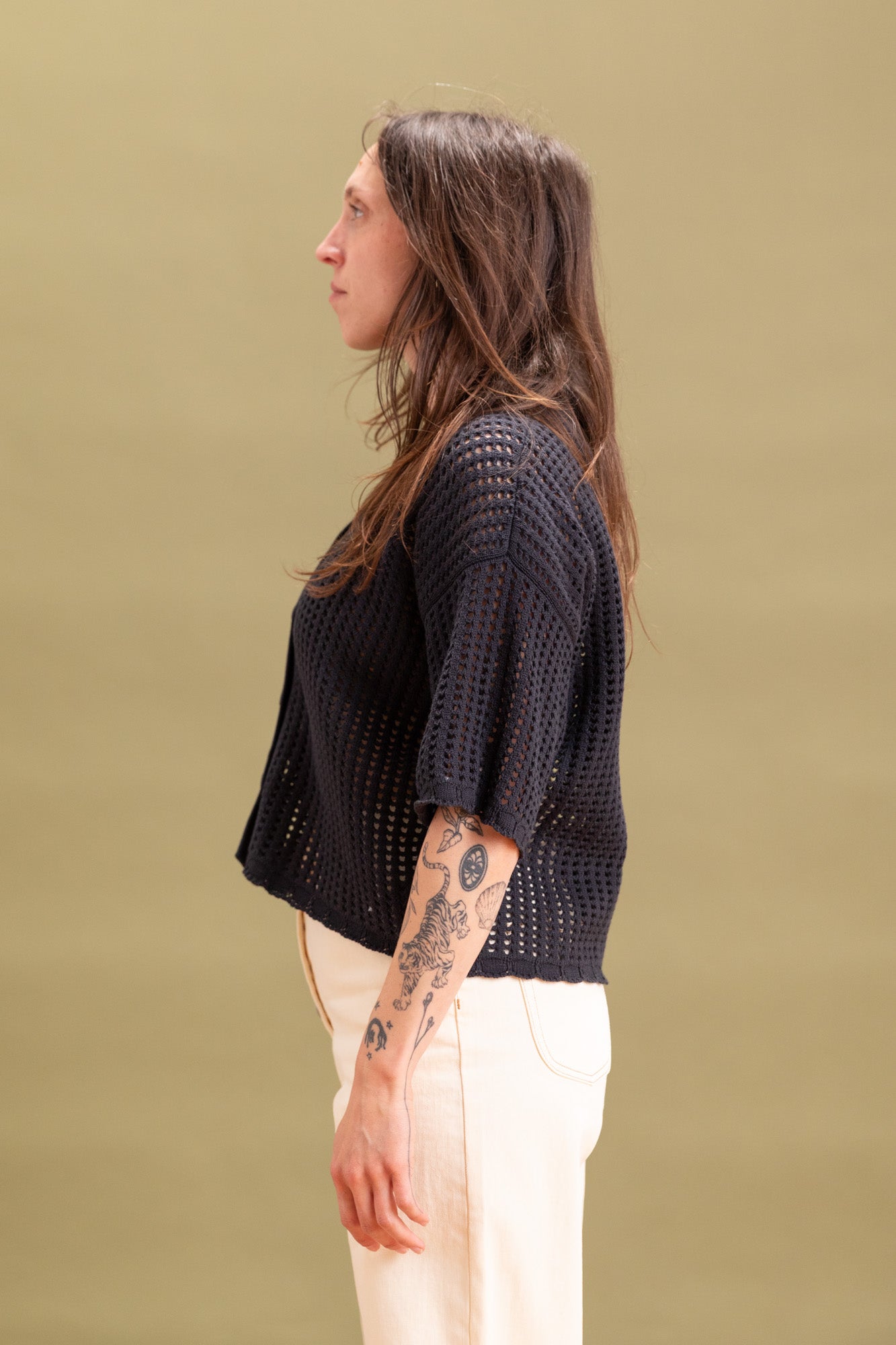 OPEN KNIT POLO IN BLACK