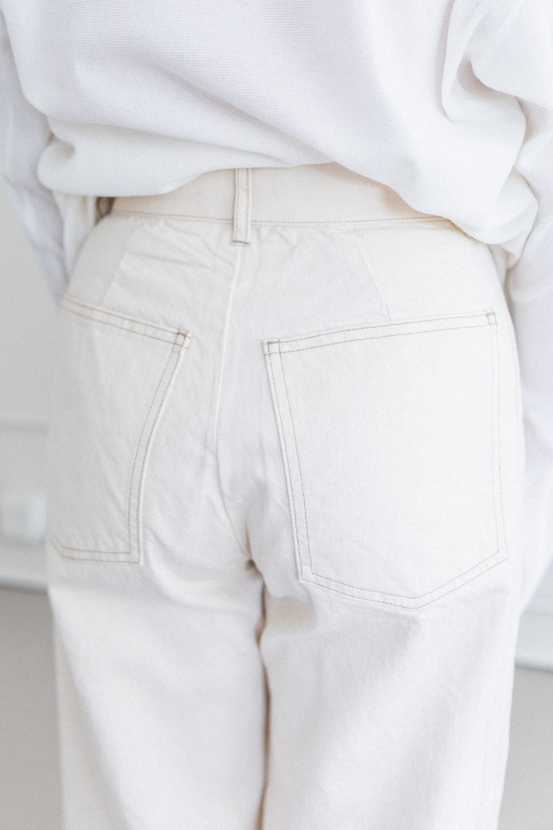 PANEL JEAN IN CREAM DENIM