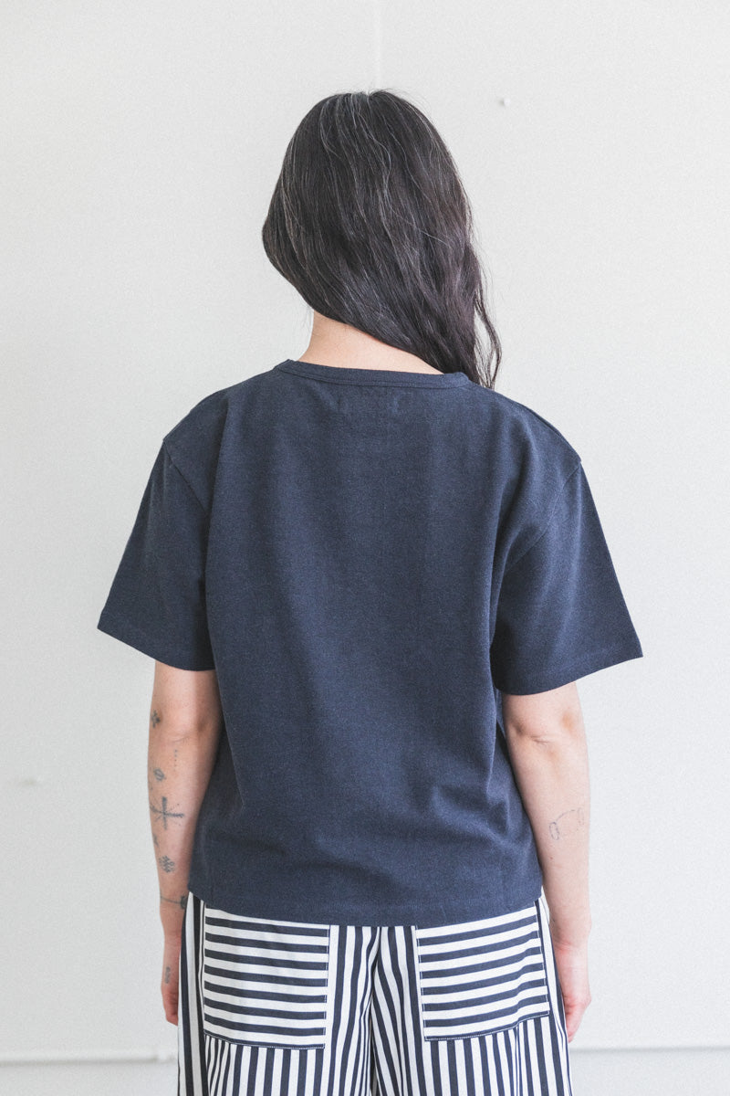 TERRY TEE IN FADED BLACK