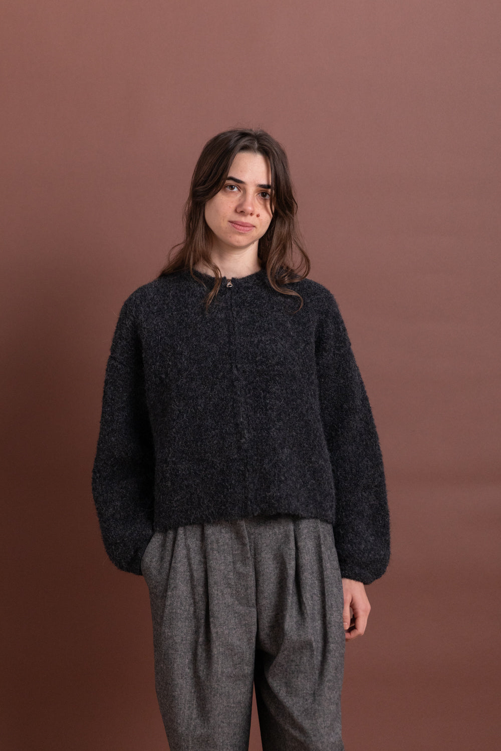 BOUCLE ZIP CARDIGAN IN CHARCOAL
