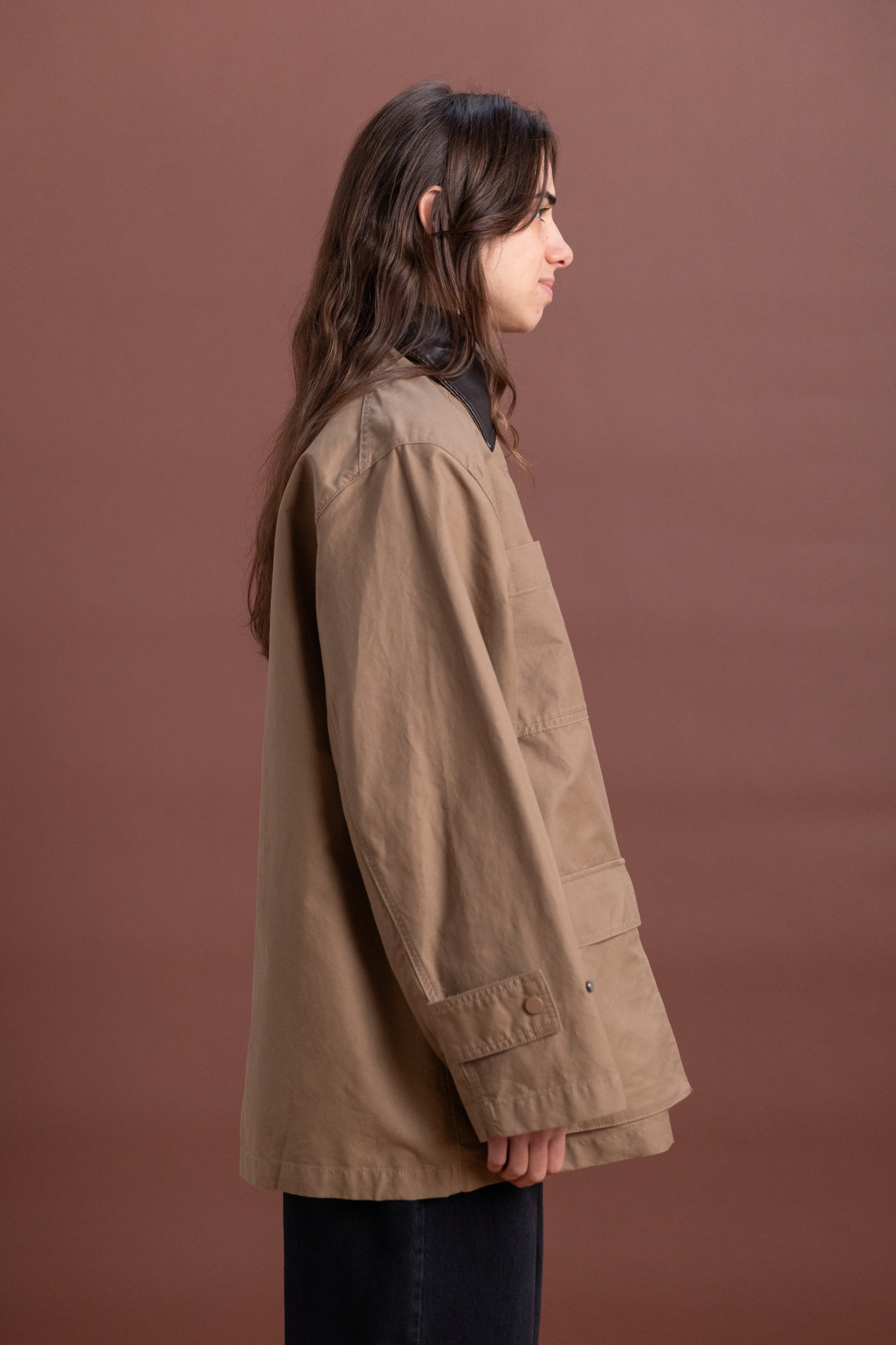 CONTRAST COLLAR WORK JACKET IN DARK BEIGE