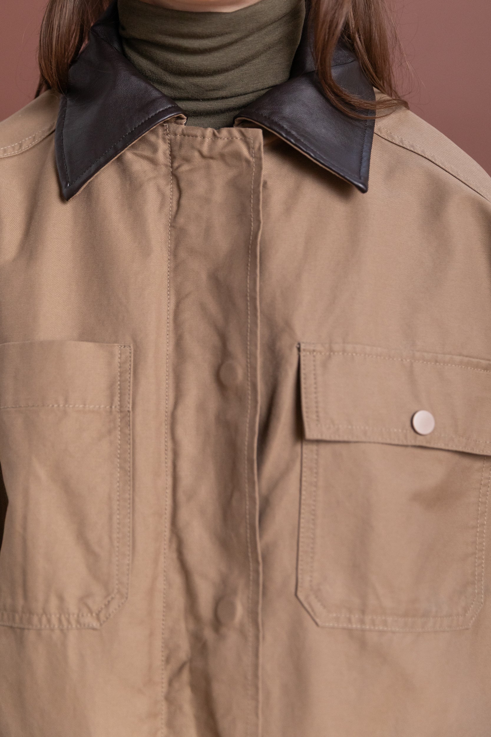 CONTRAST COLLAR WORK JACKET IN DARK BEIGE